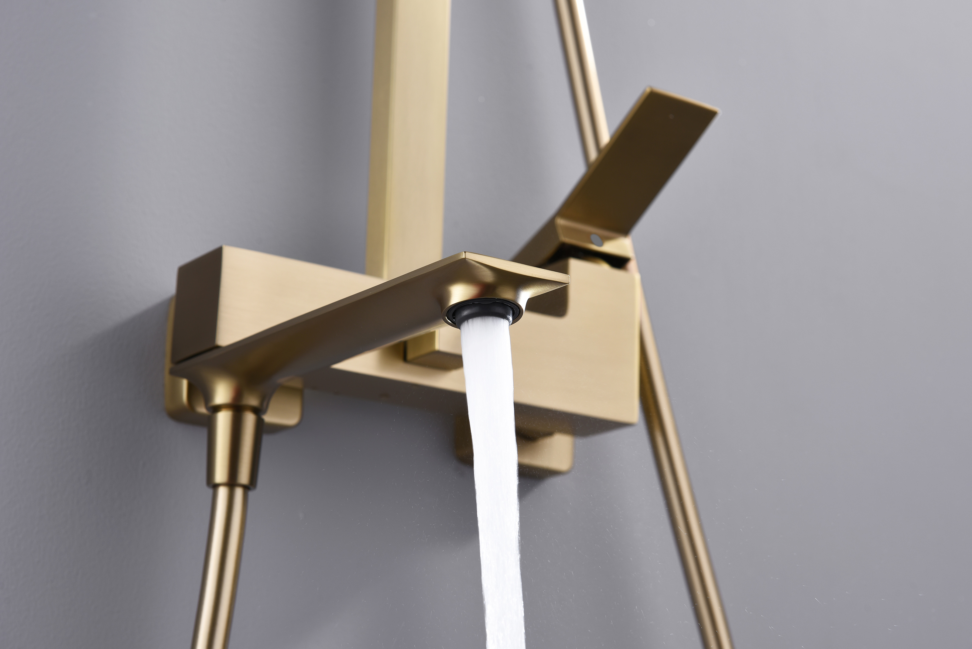 05162-S Душевая система (Мат. Золото) GANZER (5/1шт)