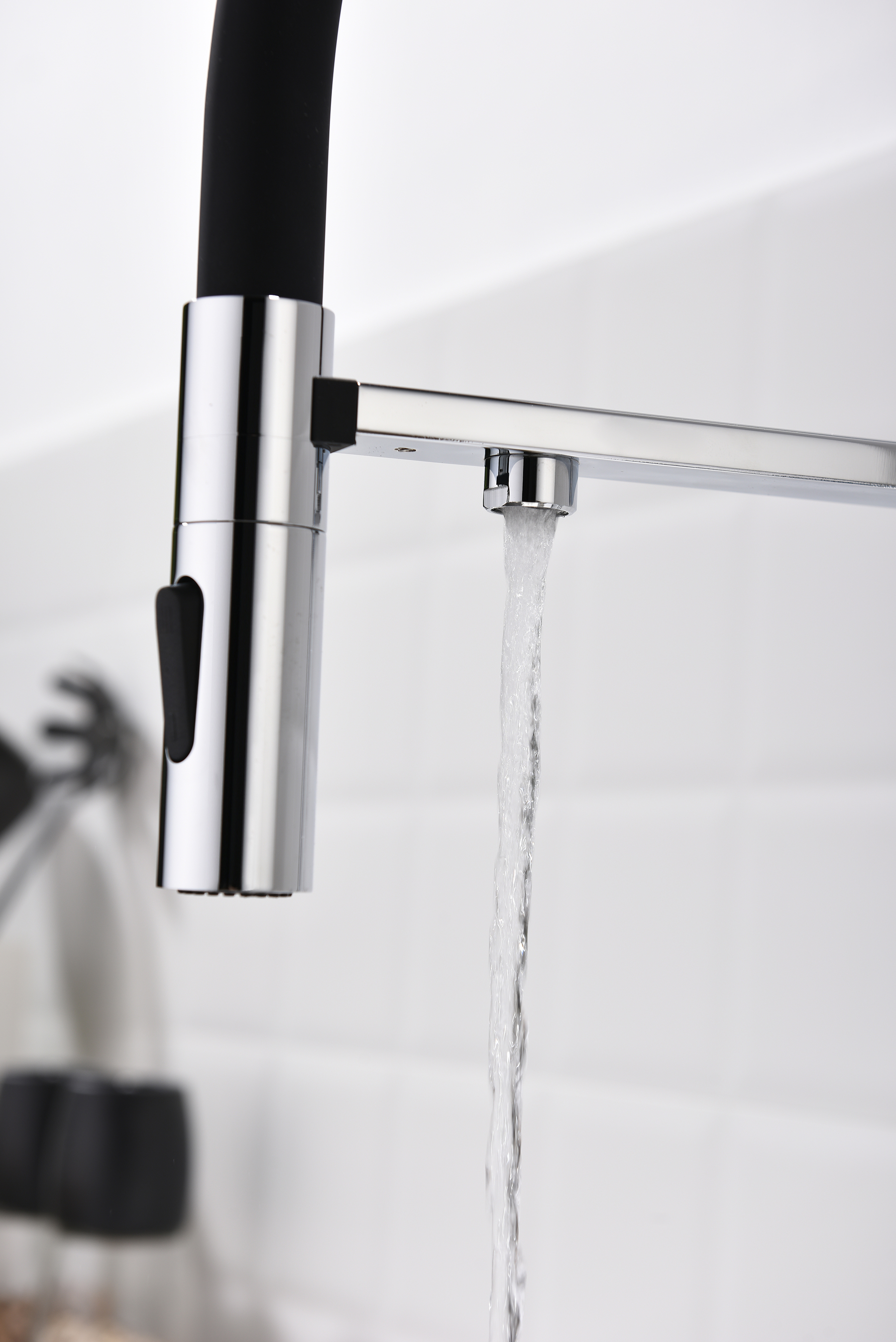 07127 Смес. для кухни с гиб МАГ. изл. и под. фильт. (ХРОМ+ЧЕР.) GANZER (10/1шт)