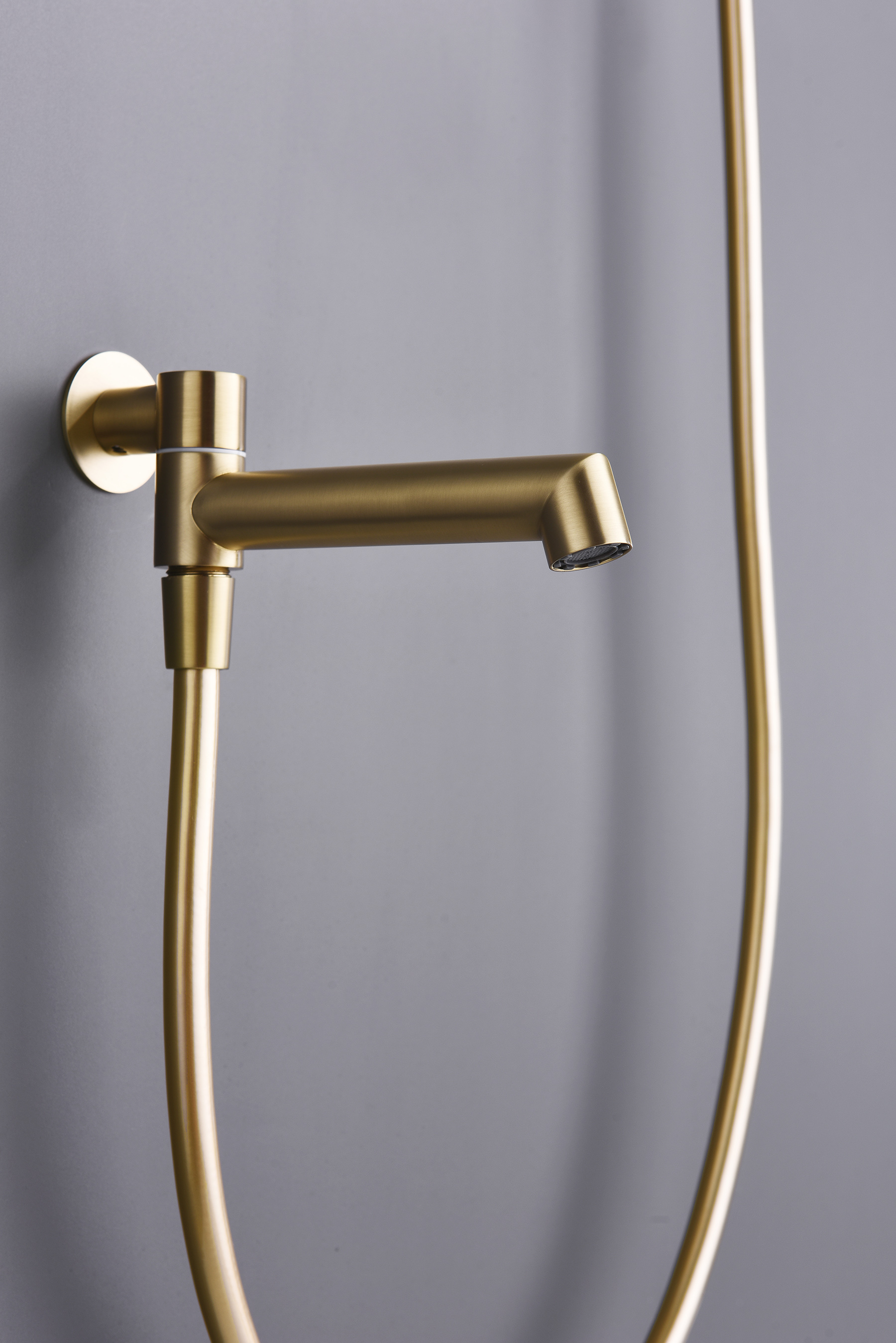 19165-S Смеситель встраиваемый для душа с 3-функ. (Мат. Золото) GANZER (6/1шт)