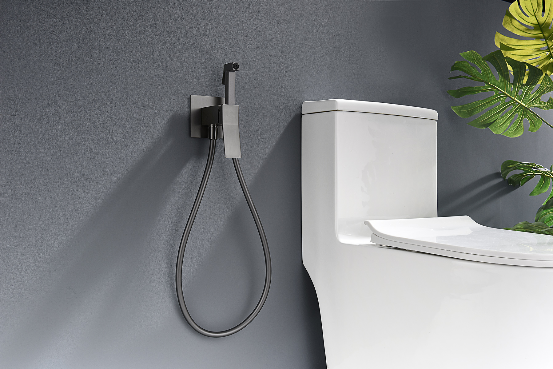 05157-Q Смеситель встраиваемый с ГИГ. душом (ГРАФИТ) GANZER (10/1шт)