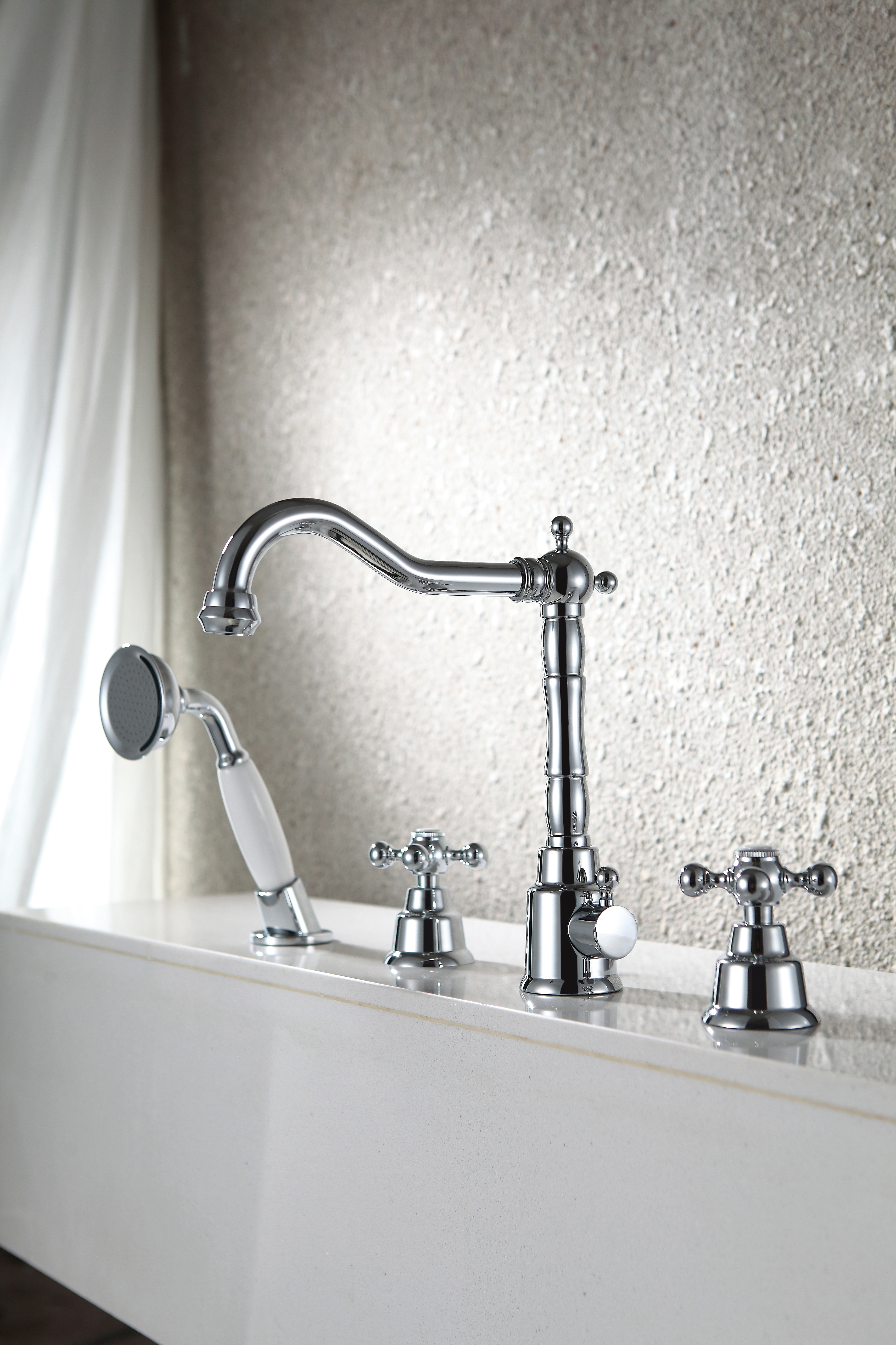 09033 Смеситель на борт ванны (4-отв) "GANZER"  (6/1шт)