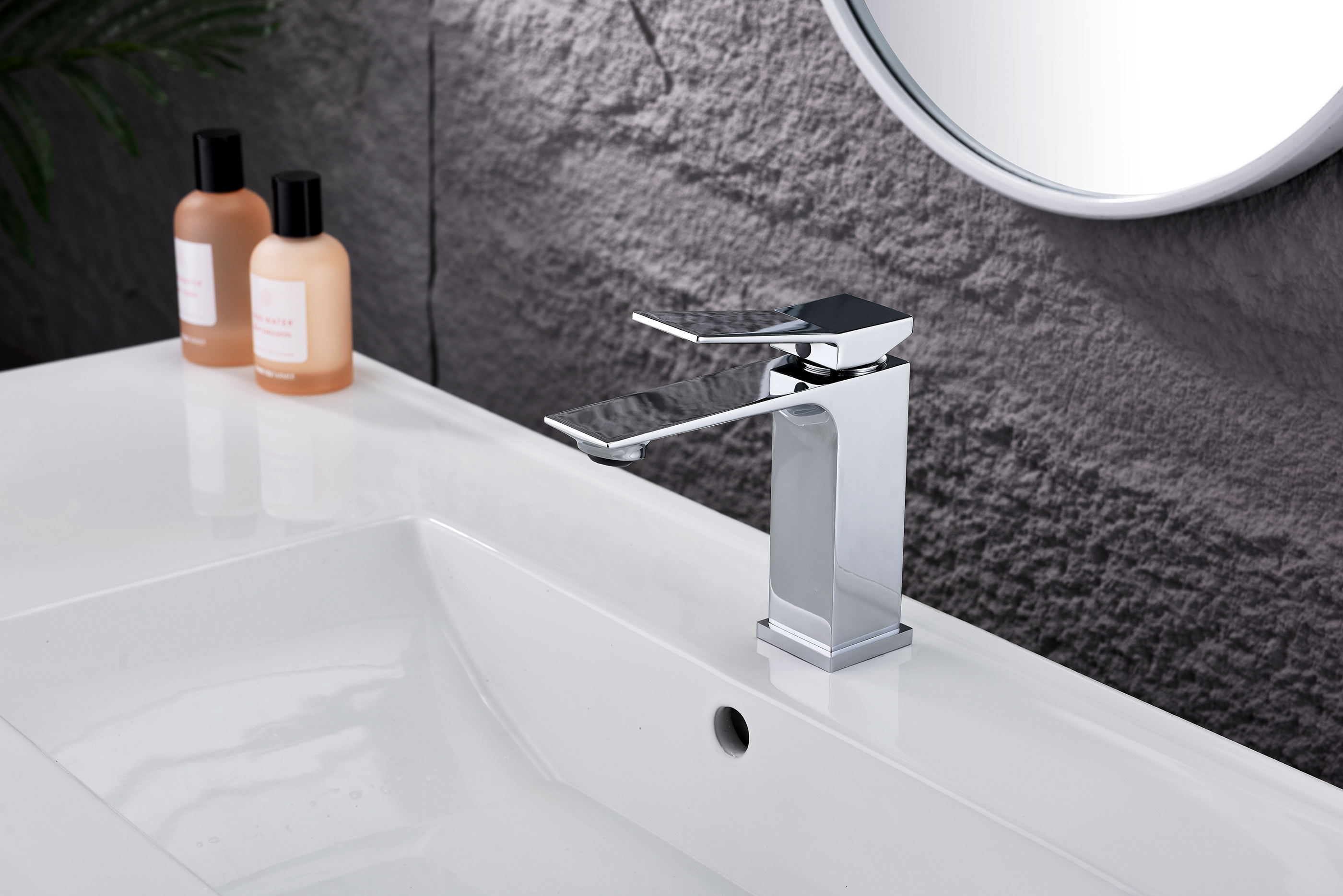 05111 Смеситель од. для раковины (ХРОМ) GANZER (10/1шт)