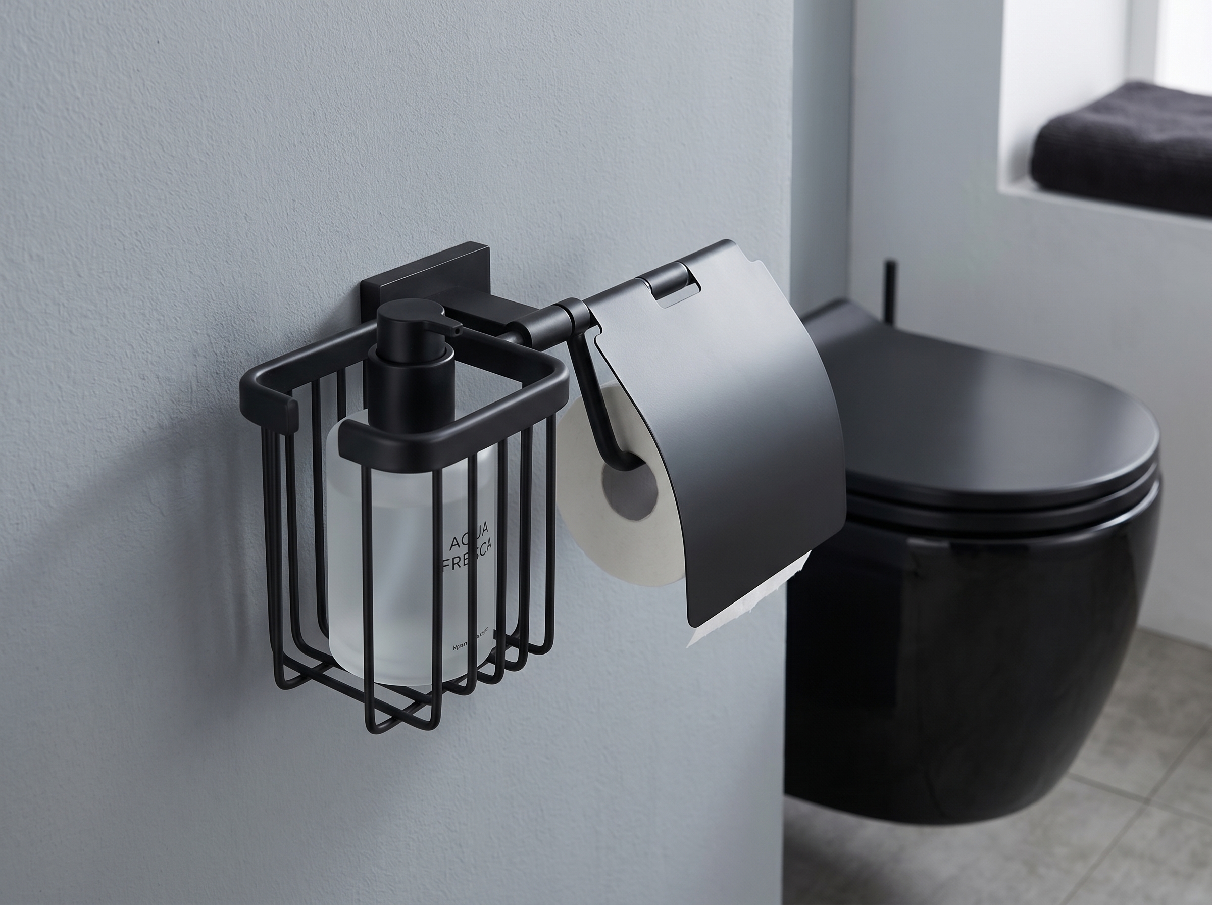 88031R-C Б/держатель+осв. правый (ЧЕРНЫЙ) GANZER (10/1шт)