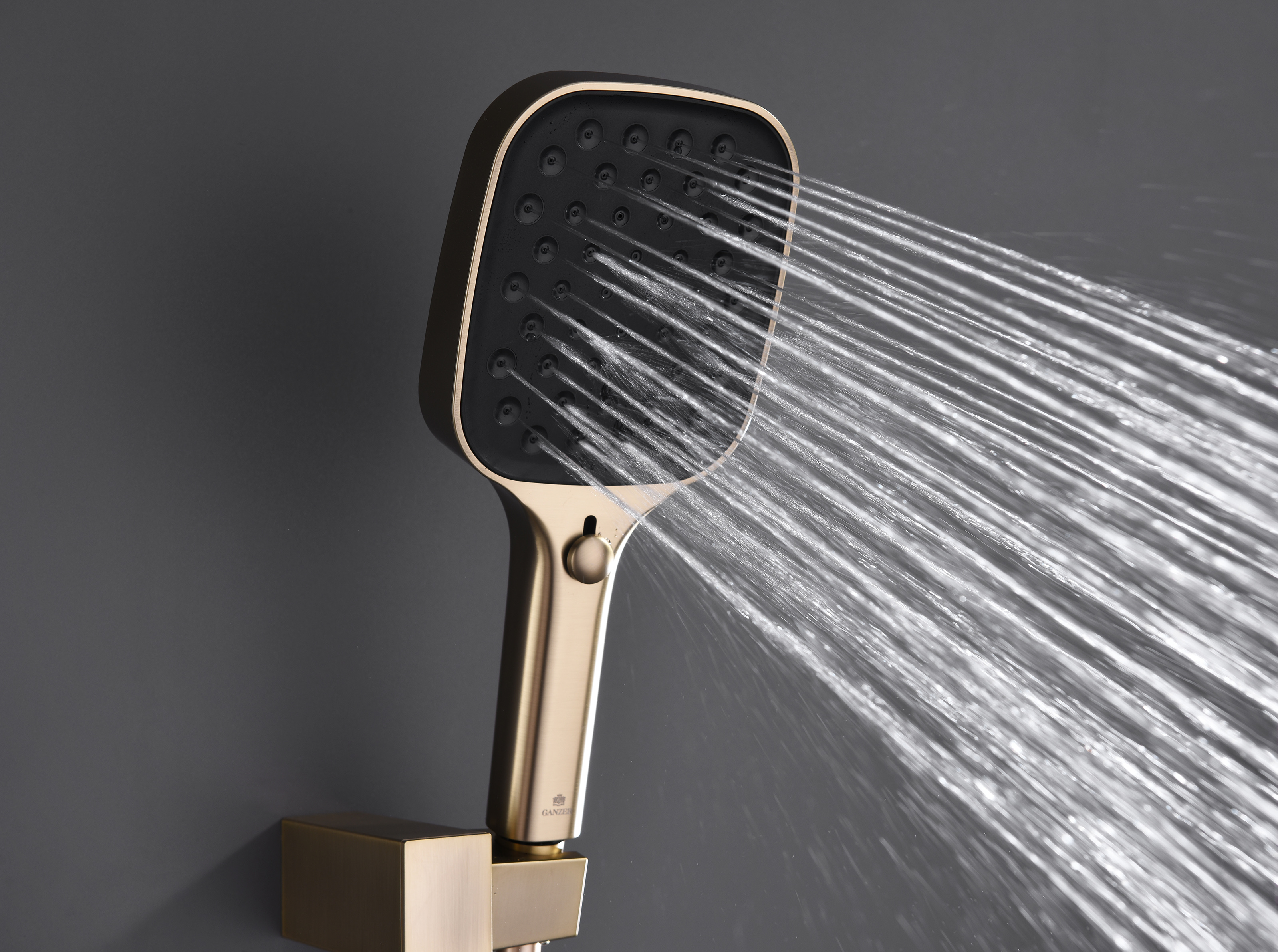 05165-S Смеситель встраиваемый для душа с 3-функ. (Мат. Золото) GANZER (6/1шт)