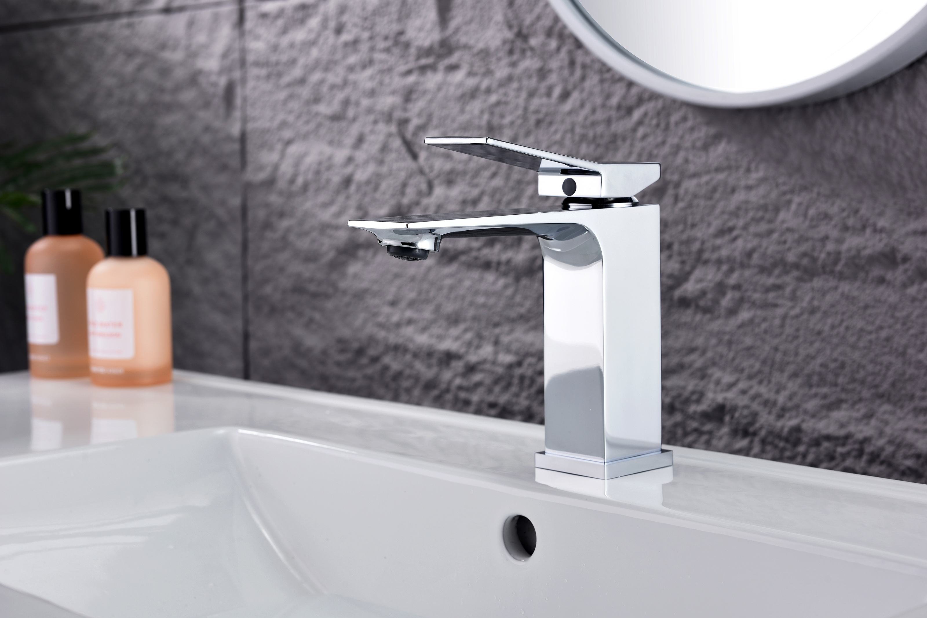 05111 Смеситель од. для раковины (ХРОМ) GANZER (10/1шт)