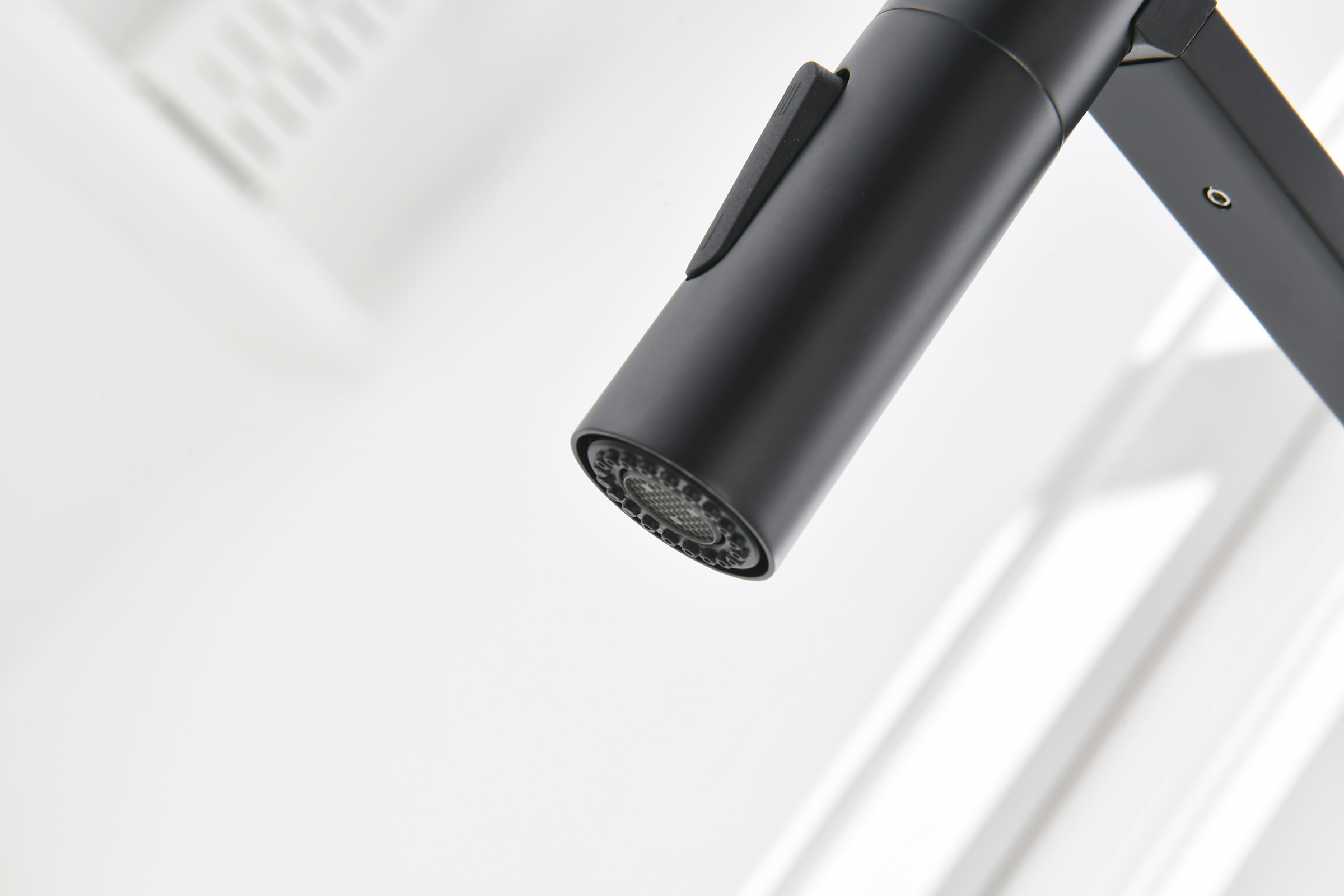 12127-C Смеситель для кухни с гиб. МАГНИТ. изливом (ЧЕР.+ЧЕР.) GANZER (10/1шт)