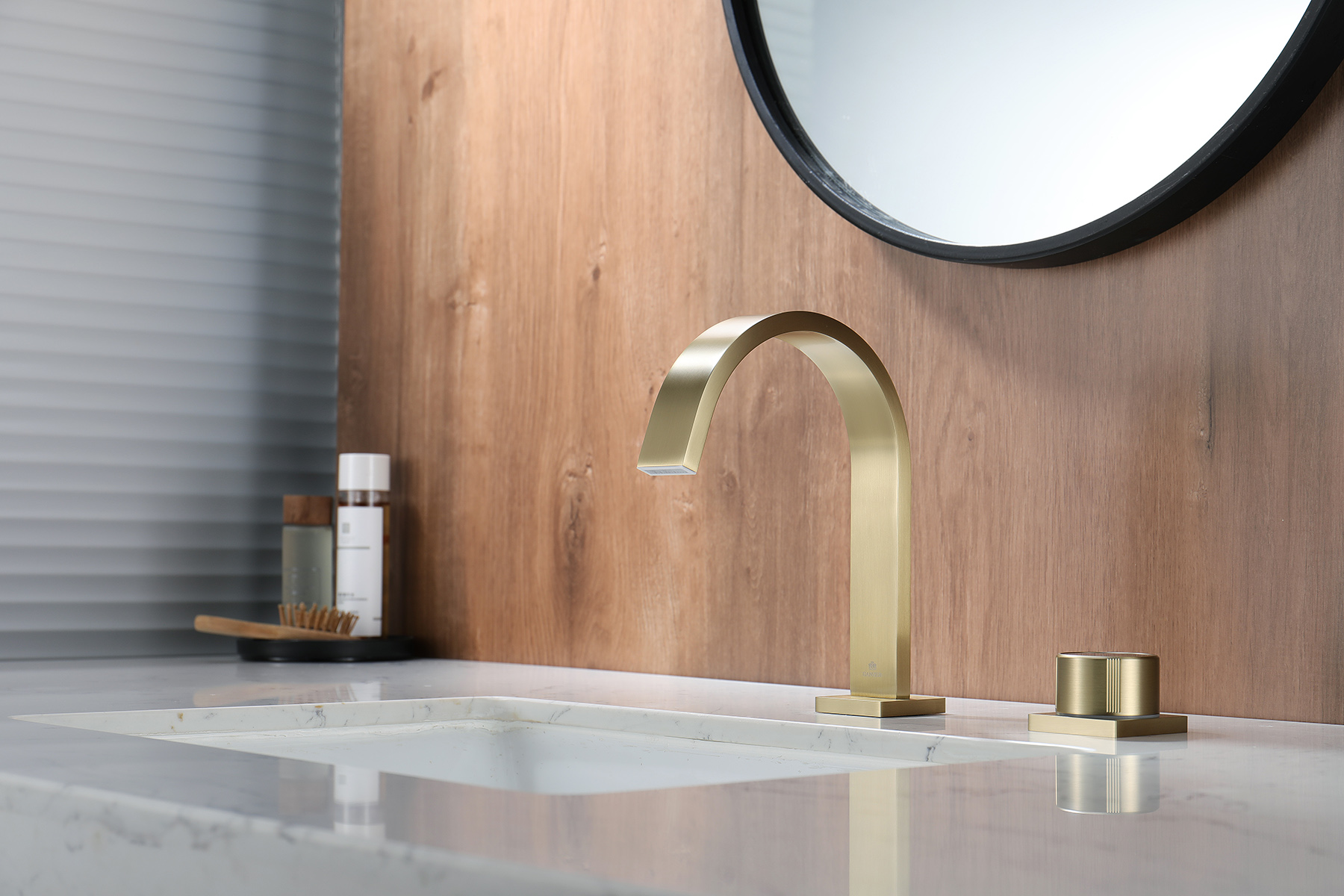 01111-S Смеситель на борт раковины (2-отв,Мат. Золото)  GANZER (10/1шт)