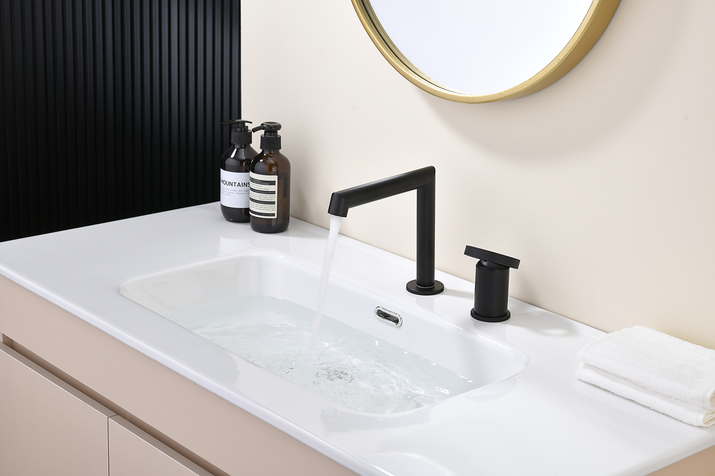 19114-C Смеситель на борт раковины (2-отв,ЧЕРНЫЙ)  GANZER (10/1шт)