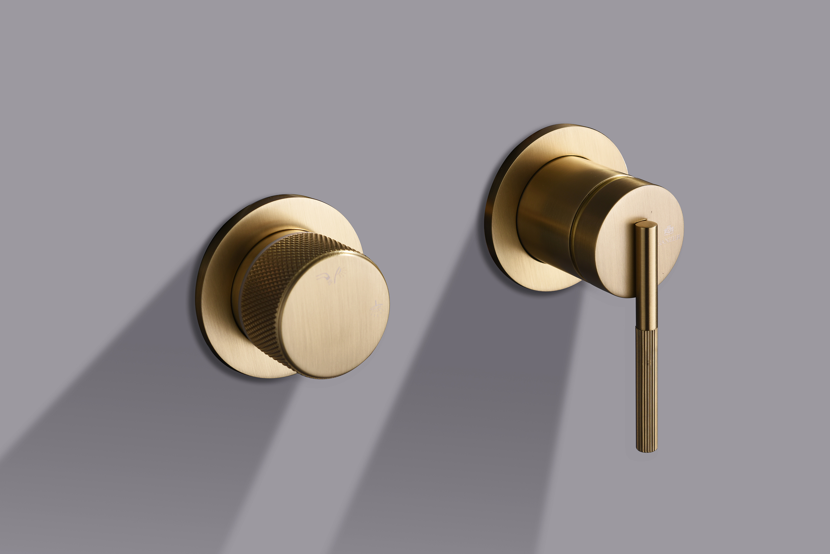 19165-S Смеситель встраиваемый для душа с 3-функ. (Мат. Золото) GANZER (6/1шт)