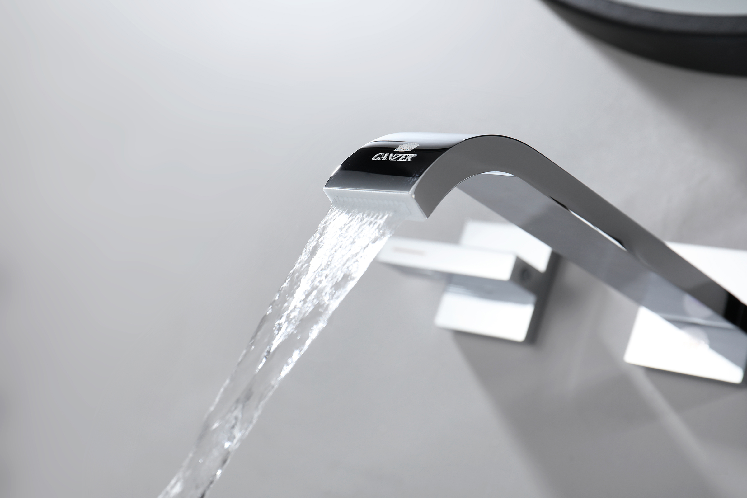 01144 Смеситель встраиваемый для раковины (ХРОМ) GANZER (8/1шт)