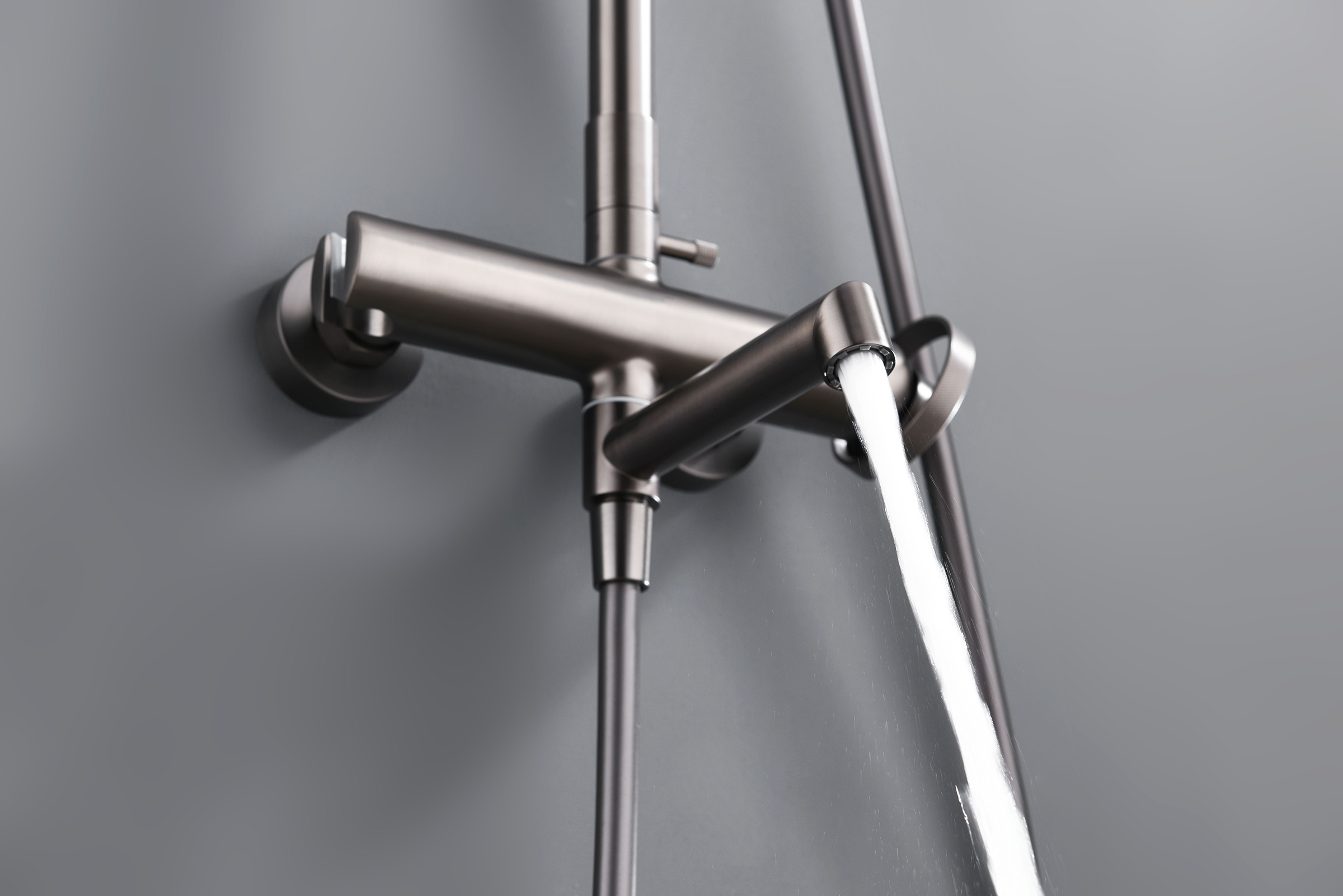 19162-Q Душевая система (ГРАФИТ) GANZER (5/1шт)