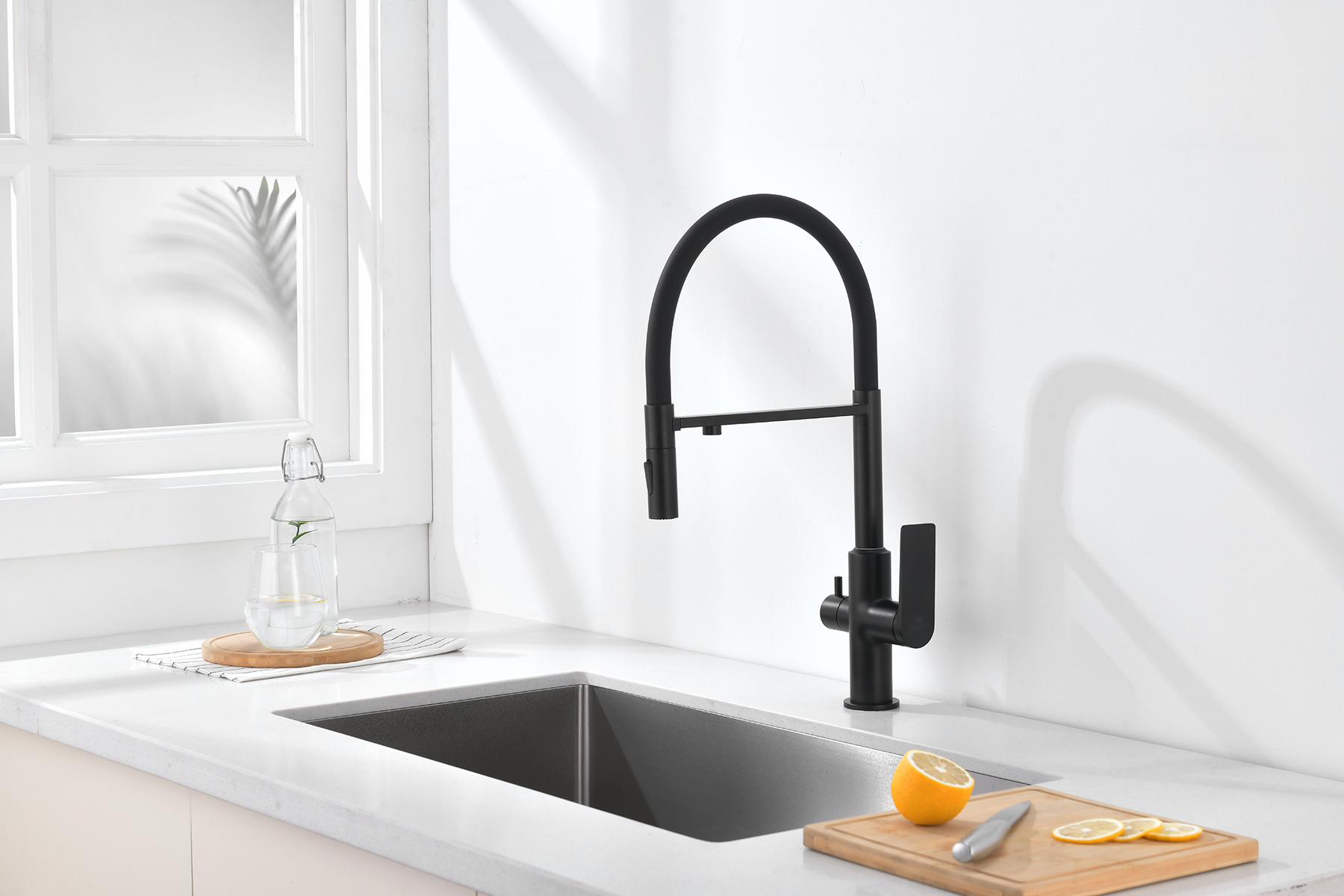 07127-C Смес. для кухни с гиб МАГ. изл. и под. фильт. (ЧЕР.+ЧЕР.) GANZER (10/1шт)