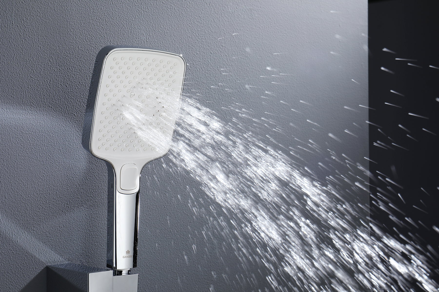 44165-F Смеситель встраиваемый для душа с 3-функ. (Белый/Хром) GANZER (6/1шт)