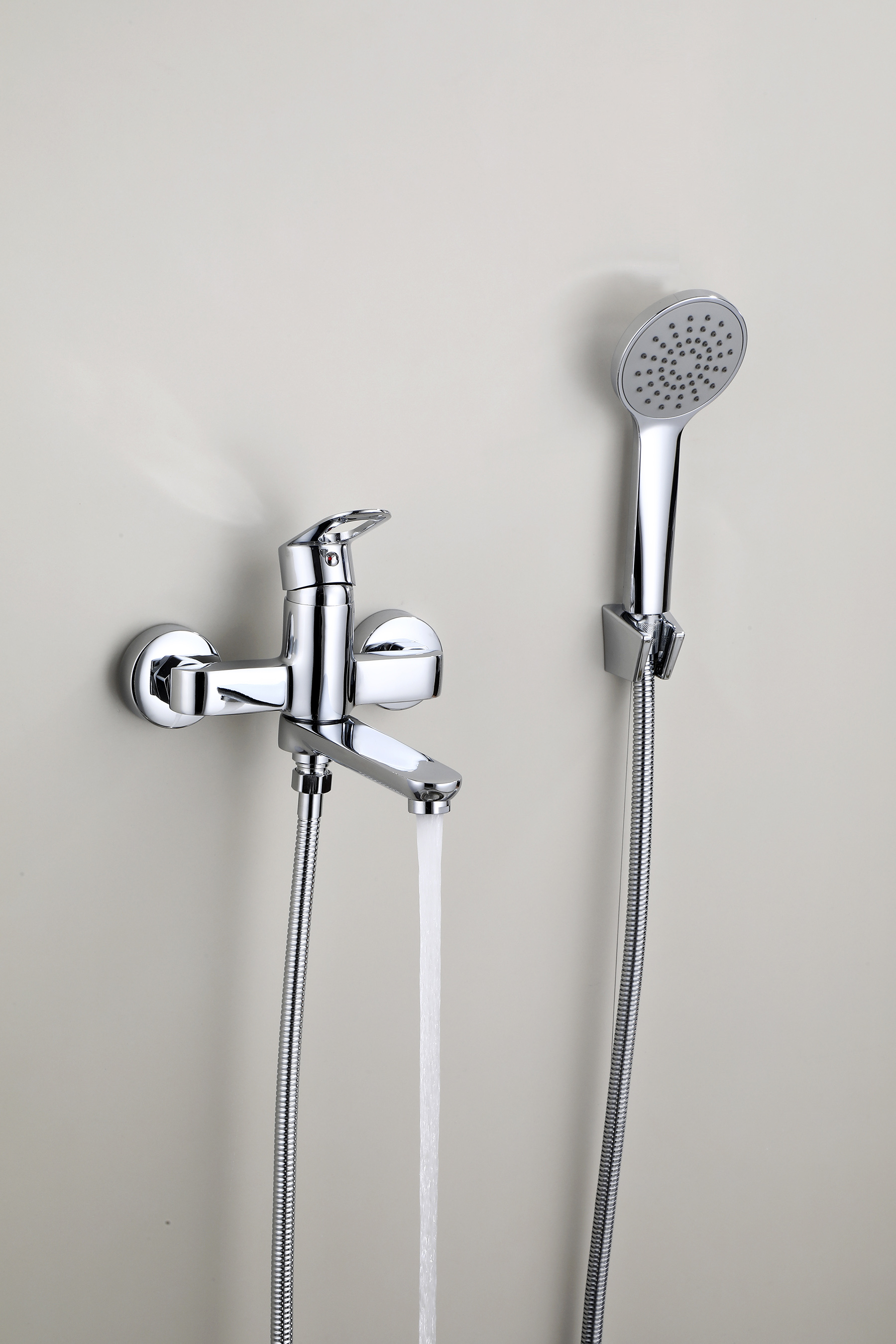 31018 Смеситель для ванны (ХРОМ) HANSEN  (10/1шт)