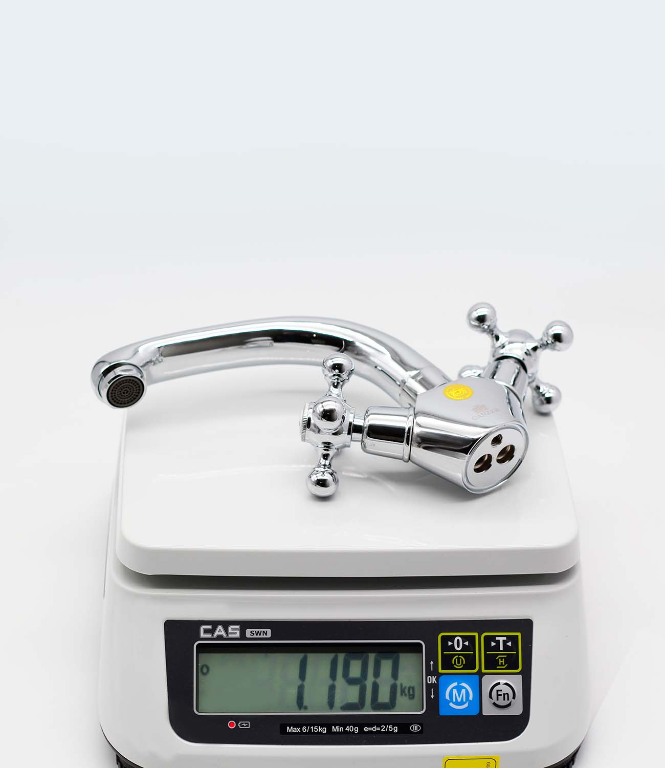 09011 Смеситель двухвент для умывальника "GANZER"