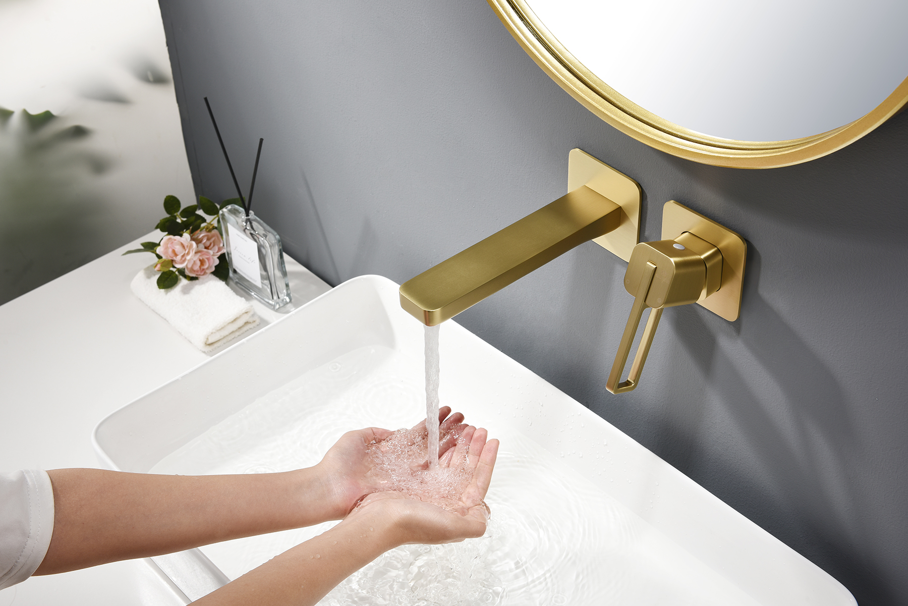 12144-S Встроенный смес для рак. (Мат. Золото) GANZER  (10/1шт)