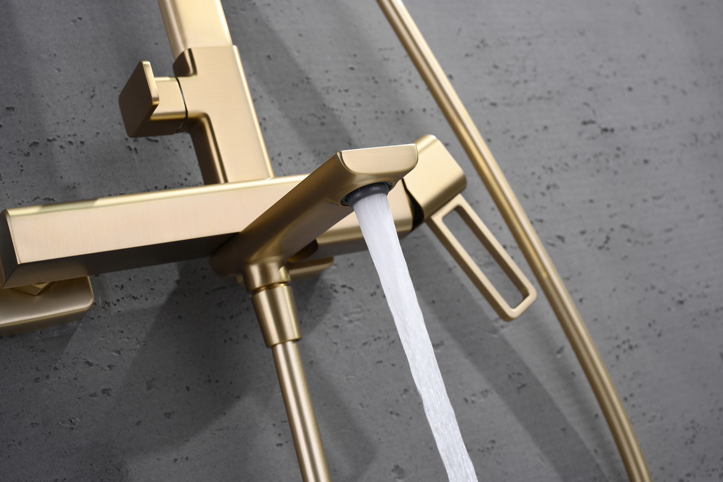 12163-S Душевая система (Мат. Золото) GANZER (5/1шт)