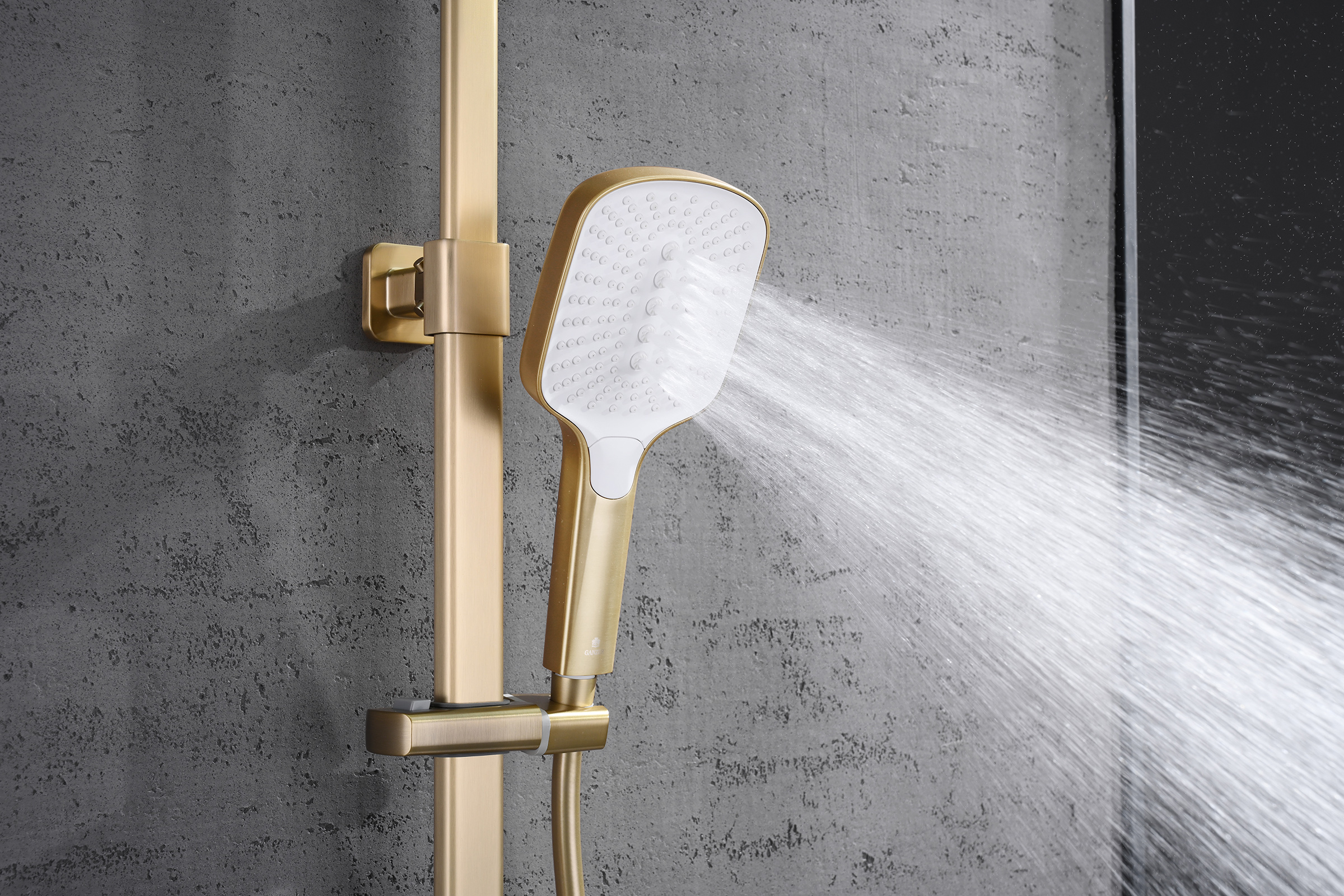 12163-S Душевая система (Мат. Золото) GANZER (5/1шт)