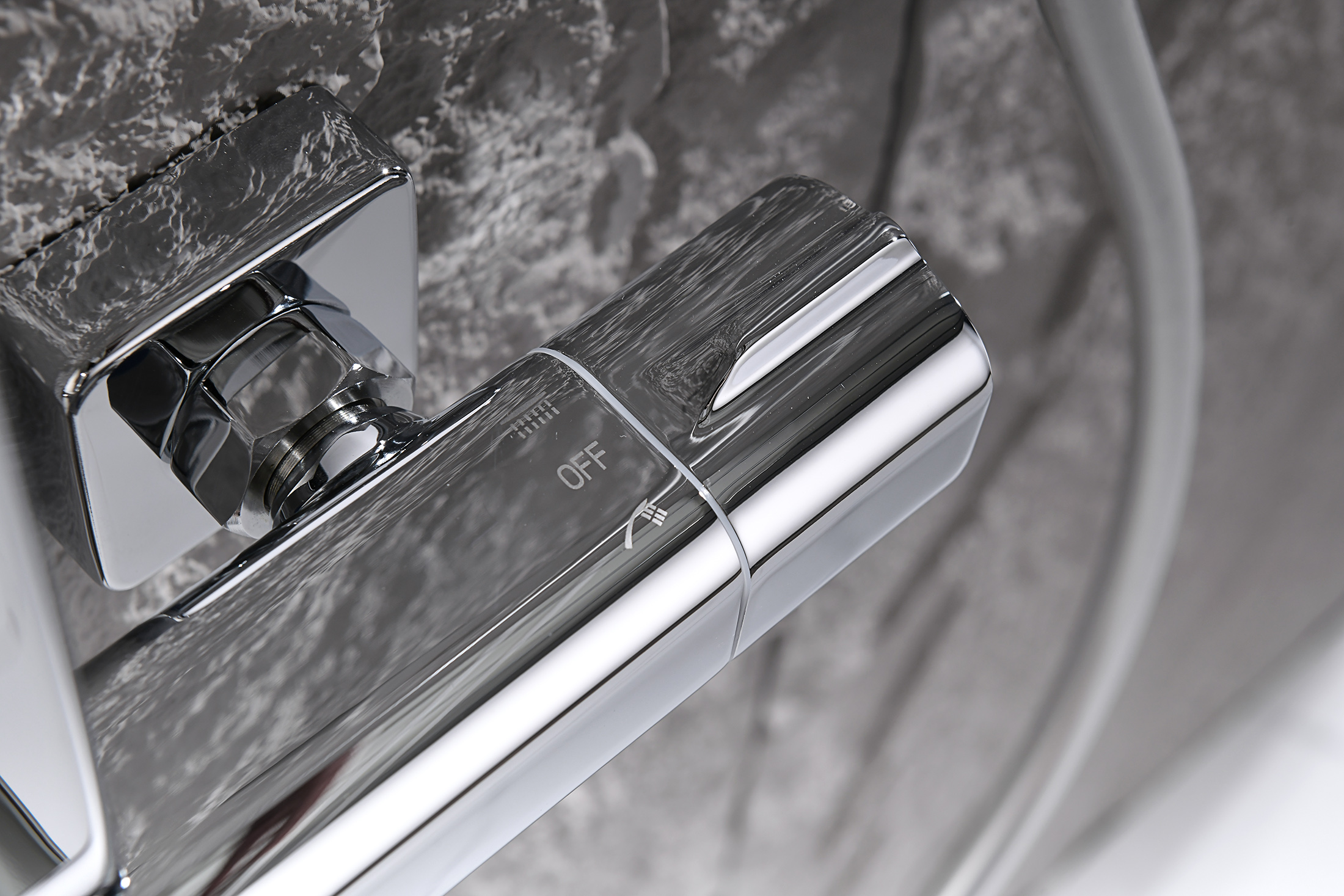 12071 Душевая система с термостатом (ХРОМ) GANZER (5/1шт)