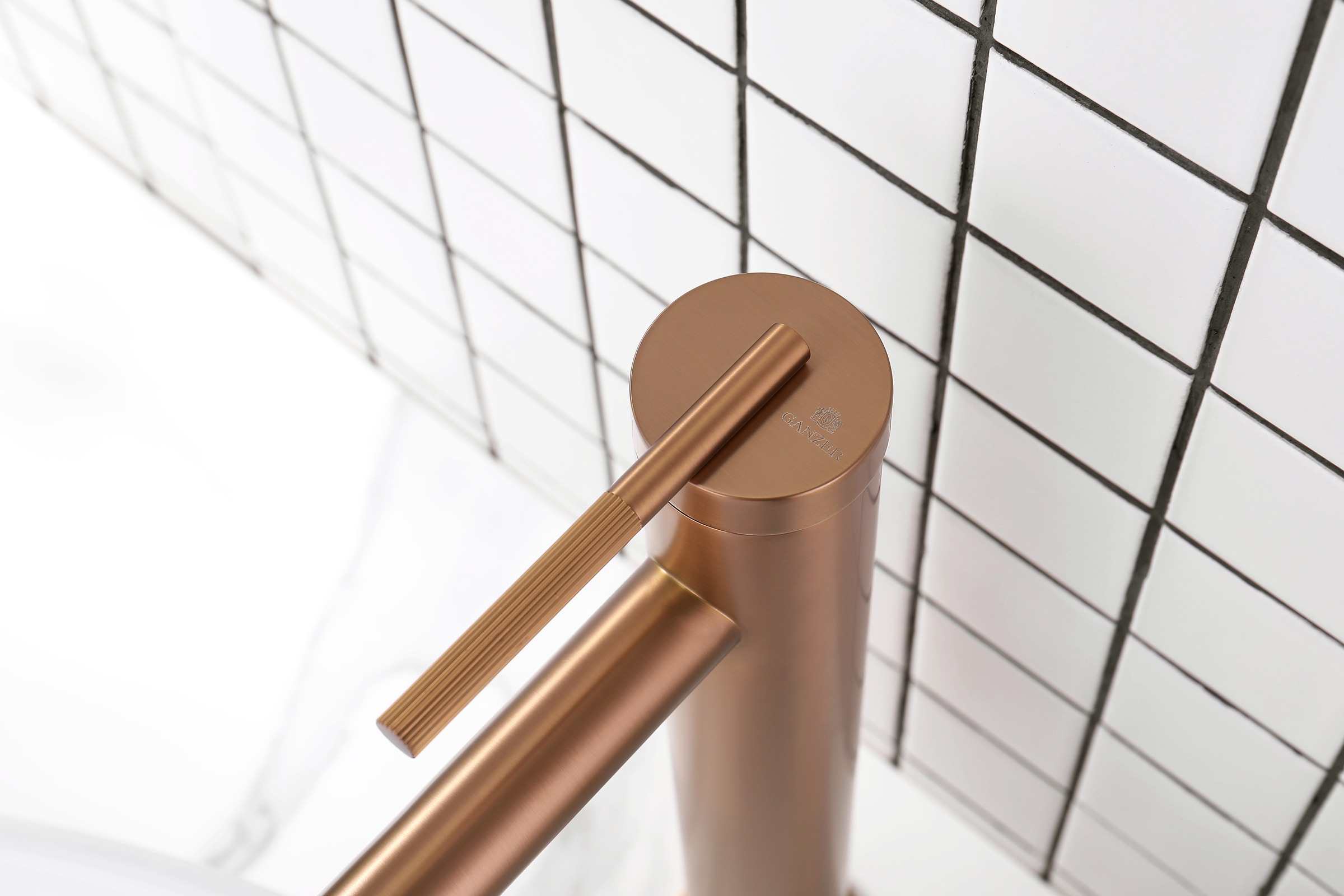 19112-R Смеситель од. для раковины-чаши (Роз. Золото) GANZER (10/1шт)