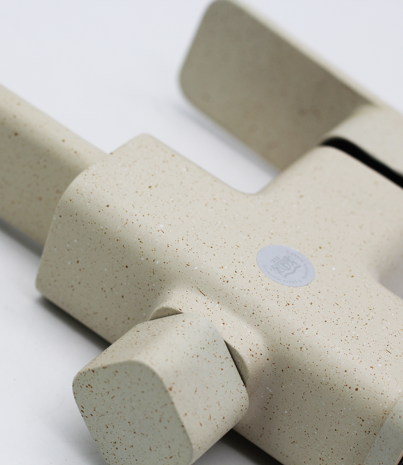 12025-B Смеситель (СВЕТЛО-БЕЖ.) с фильтром GANZER (10/1шт) Л/К