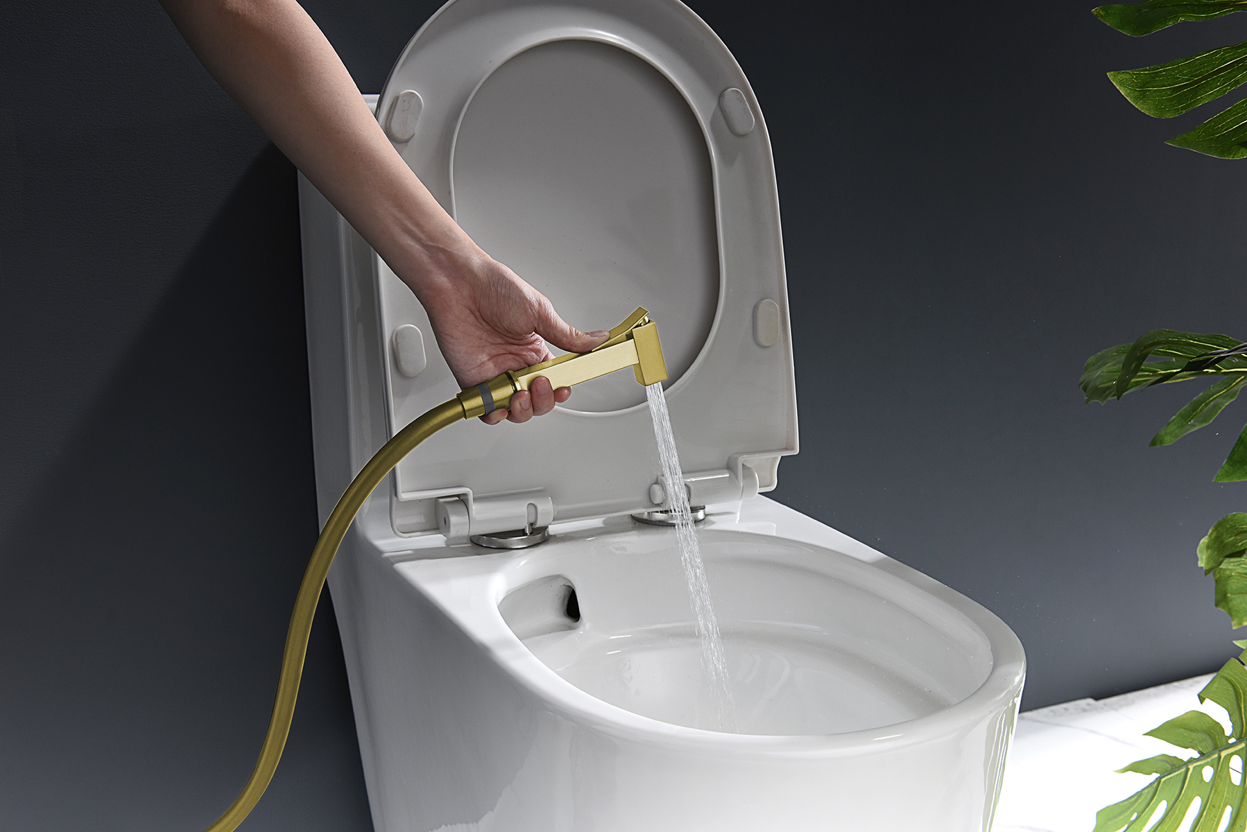 05157-S Смеситель встраиваемый с ГИГ. душом (Мат. Золото) GANZER (10/1шт)