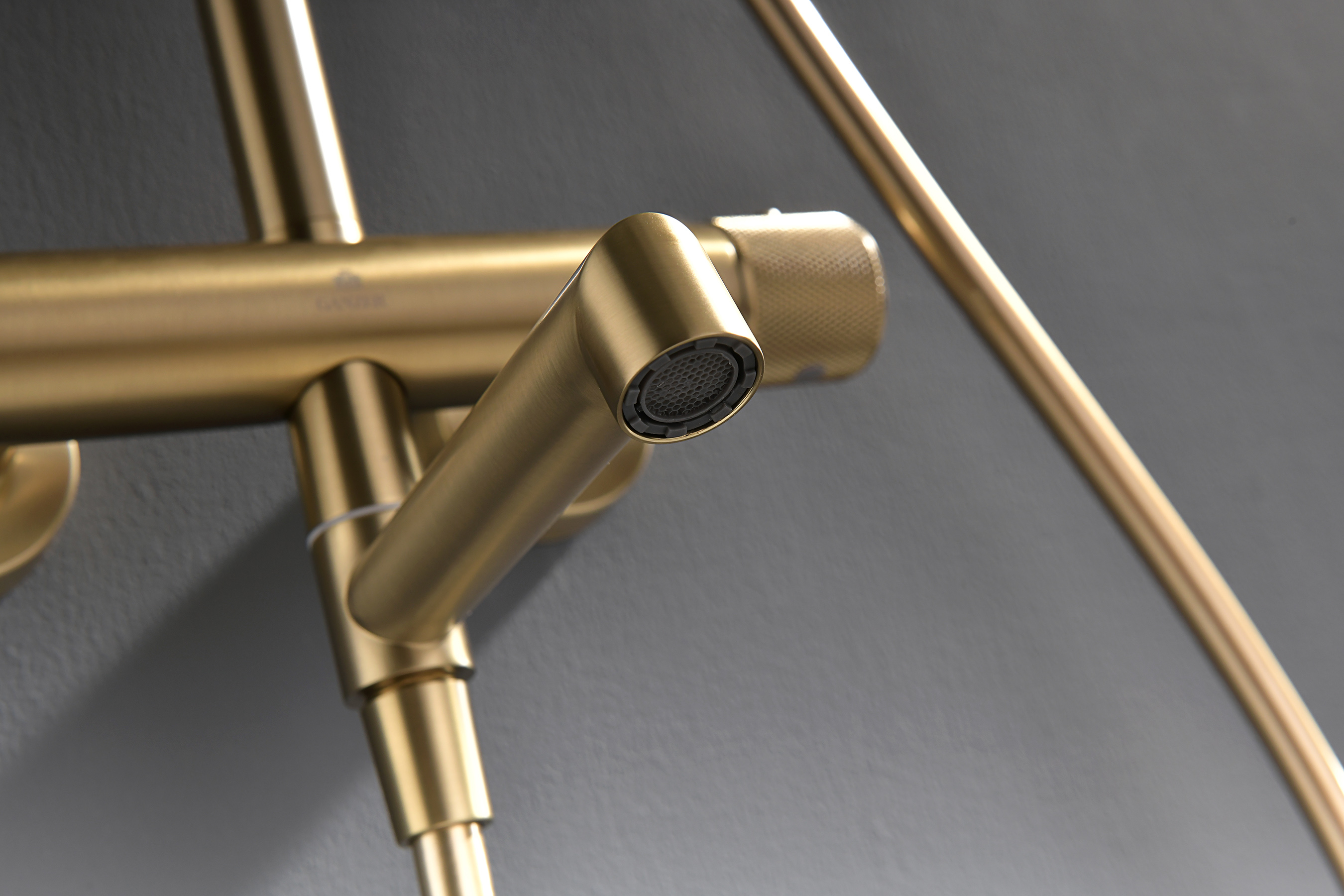 19170-S Душевая система с термостатом (Мат. Золото) GANZER (5/1шт)