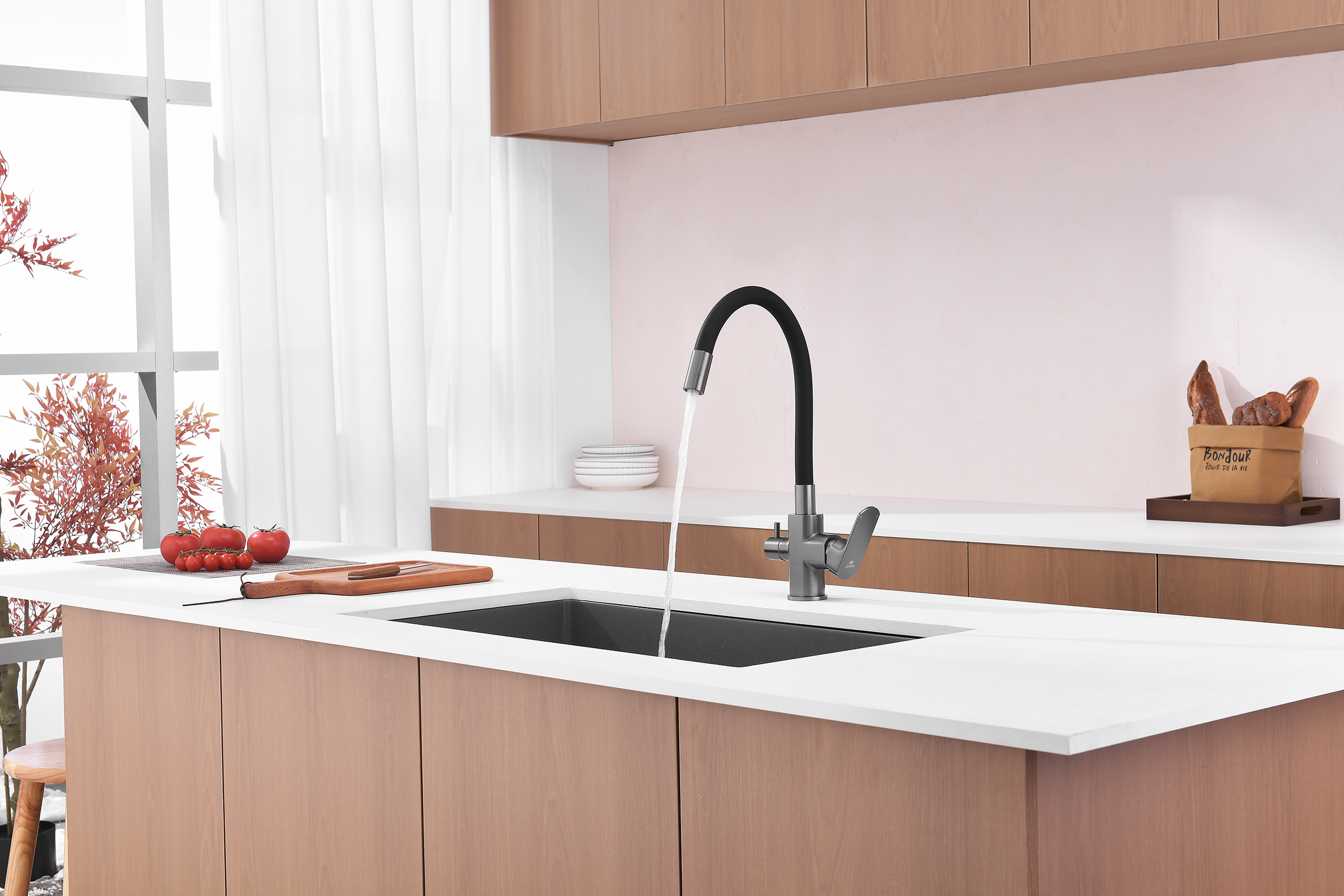 06127-Q Смеситель для кухни с гиб. изл. и под. фильтра (ГРАФИТ) GANZER (10/1шт)