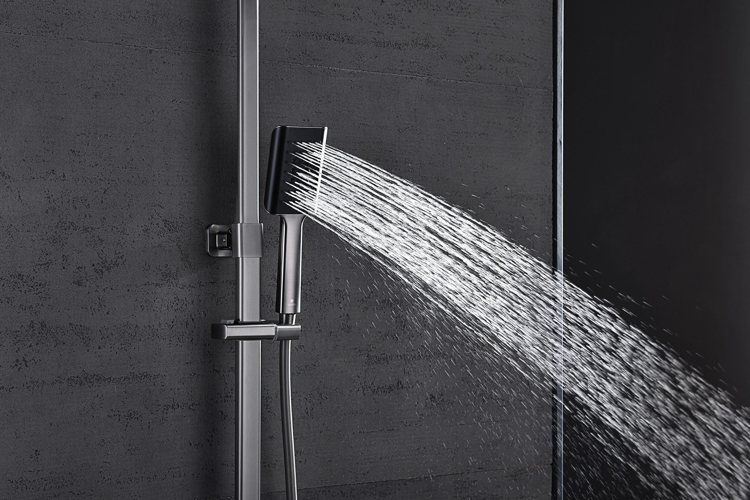 02162-Q Душевая система (ГРАФИТ) GANZER (5/1шт)