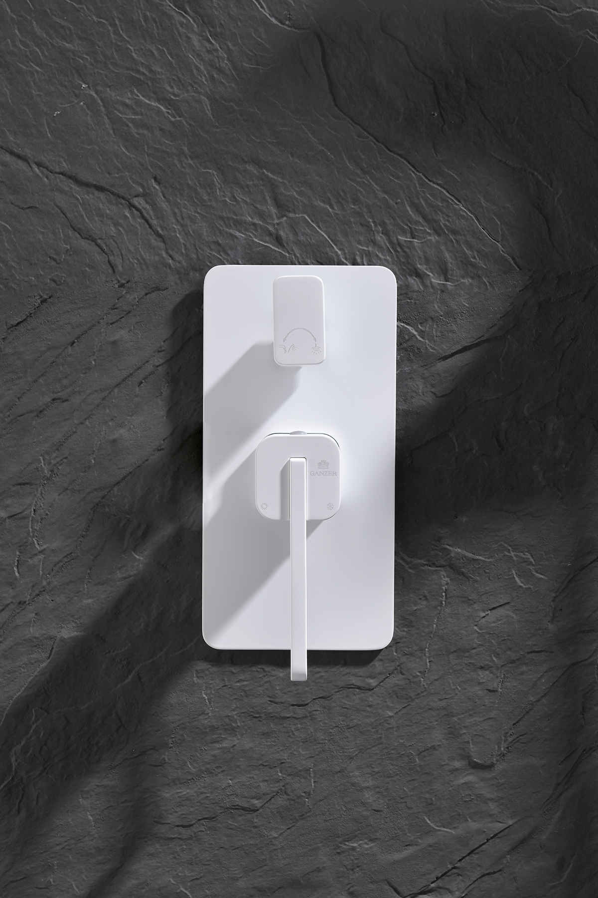 12165-F Смеситель встраиваемый для душа с 3-функ. (БЕЛЫЙ) GANZER (6/1шт)