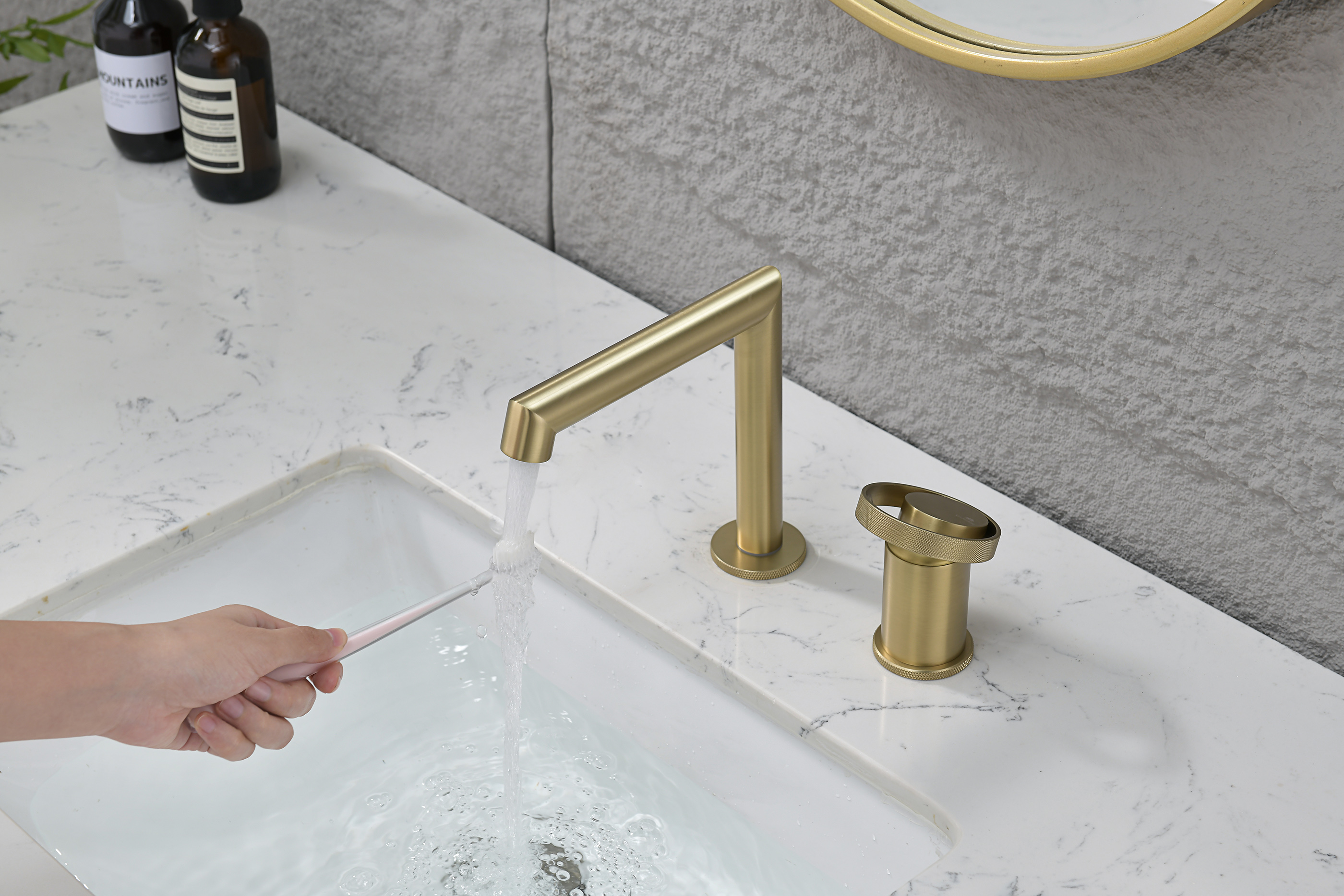 19114-S Смеситель на борт раковины (2-отв,Мат. Золото)  GANZER (10/1шт)