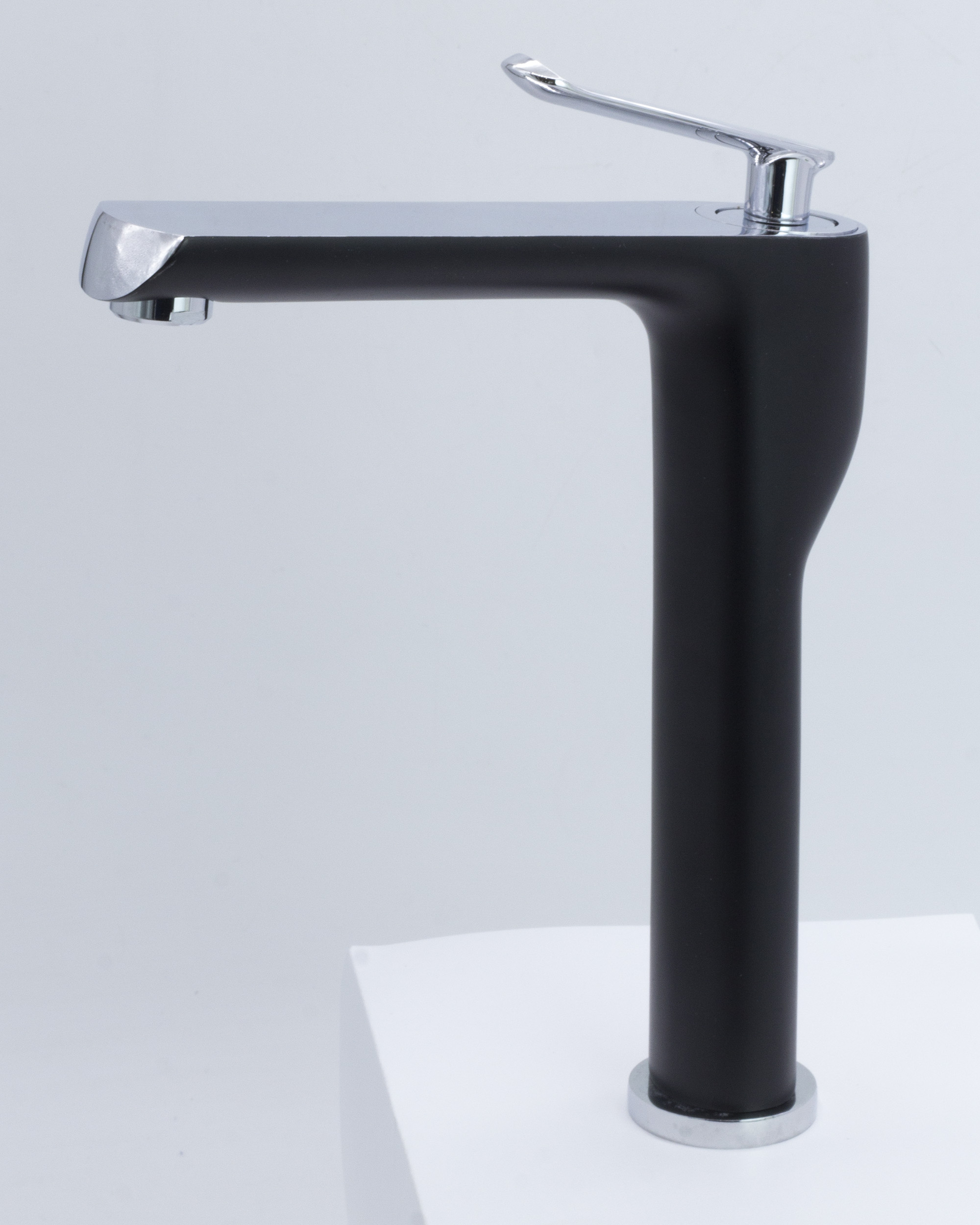 20012-C Смес. для раковины/чаши (Черный/?? "GANZER" (8/1шт)  Л/К