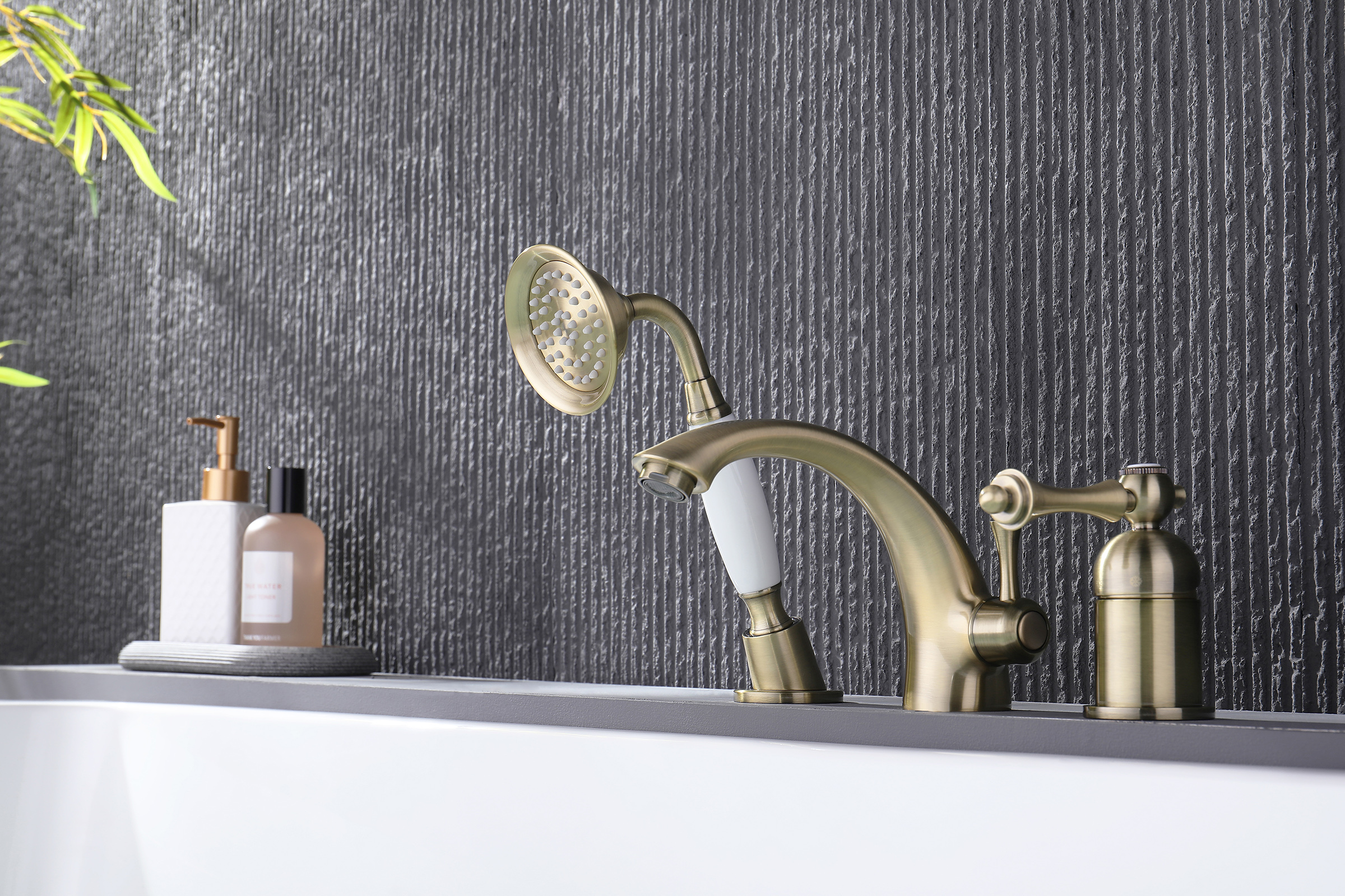 77133-D Смеситель на борт ванны (3-отв,БРОНЗА)  GANZER (8/1шт)