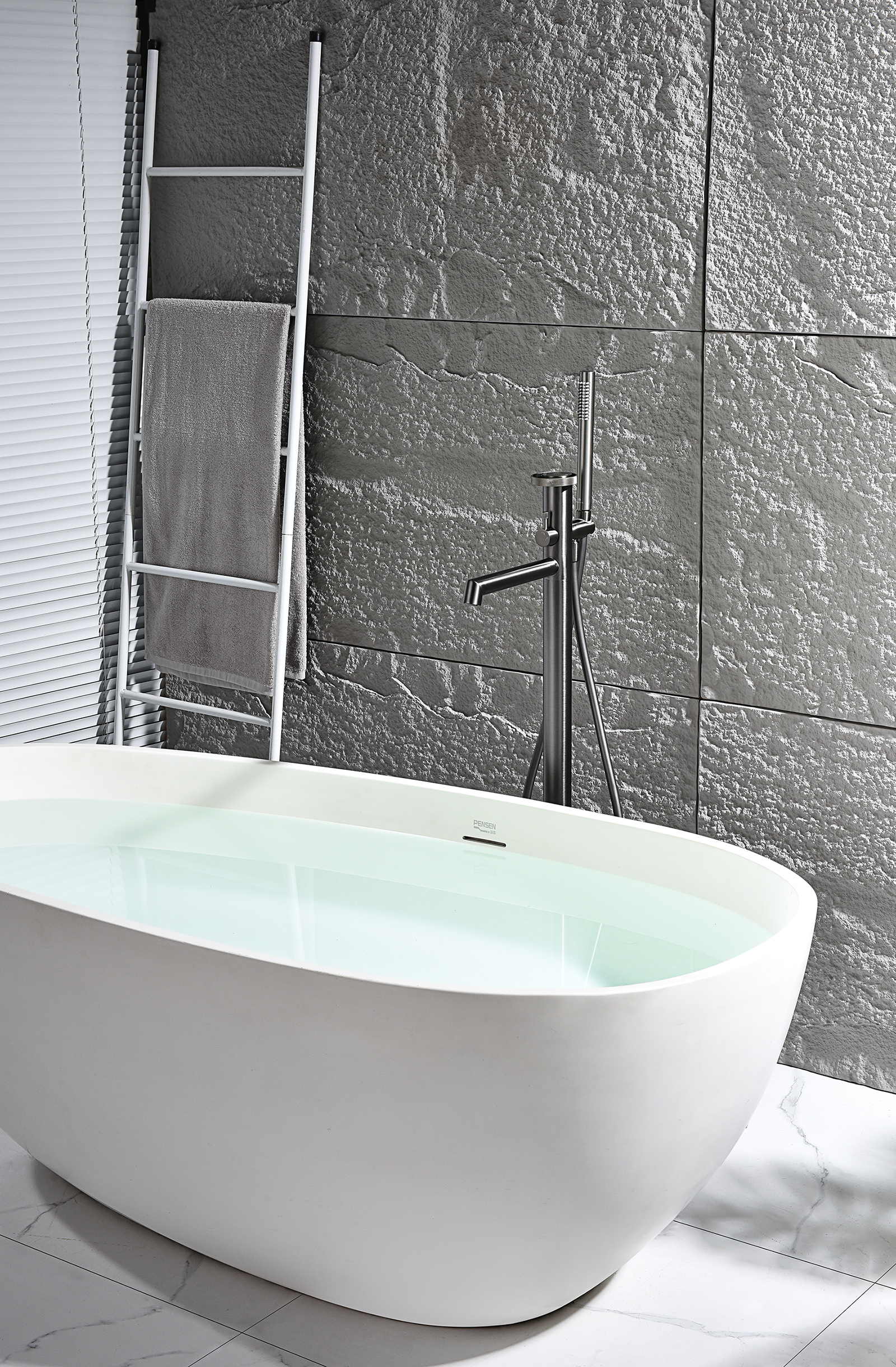 19181-Q Смеситель напольный для ванны (ГРАФИТ) GANZER  (5/1шт)