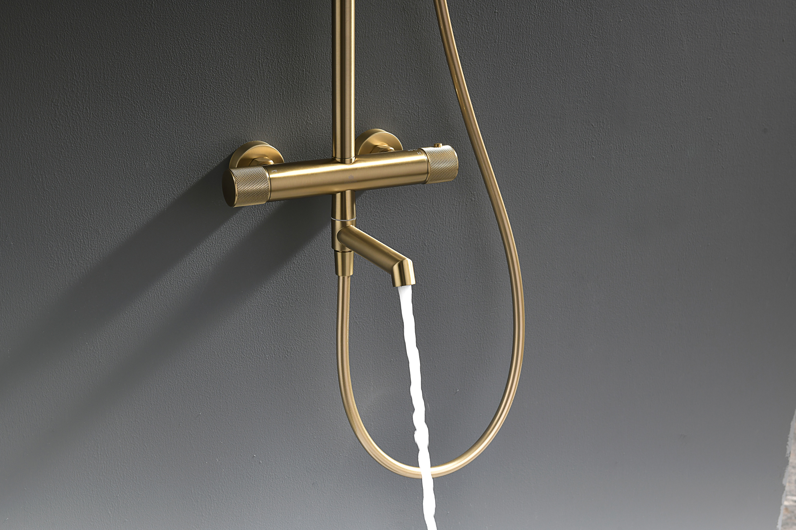 19170-S Душевая система с термостатом (Мат. Золото) GANZER (5/1шт)