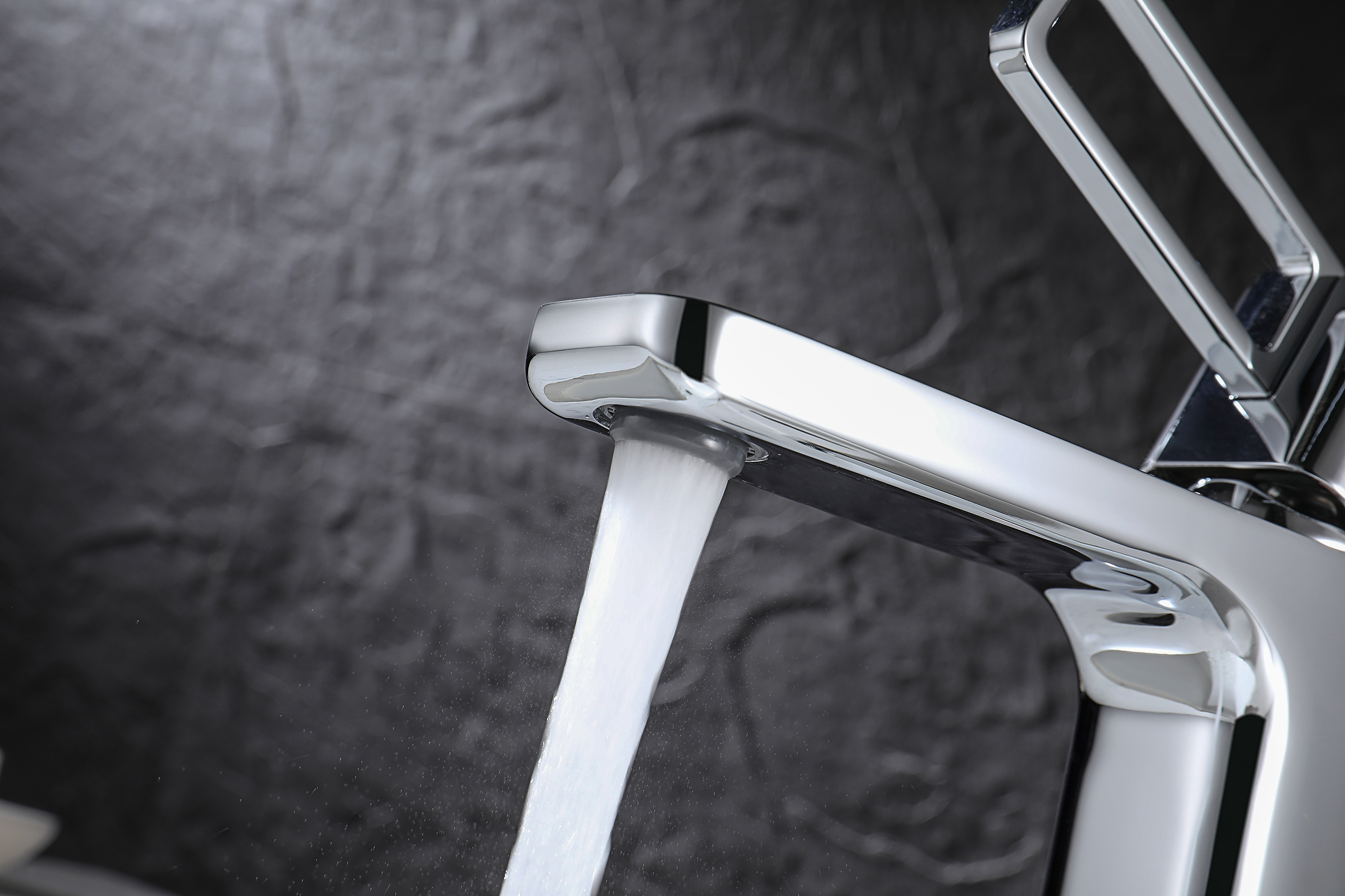 12111 Смеситель од. для раковины (ХРОМ) GANZER (10/1шт)