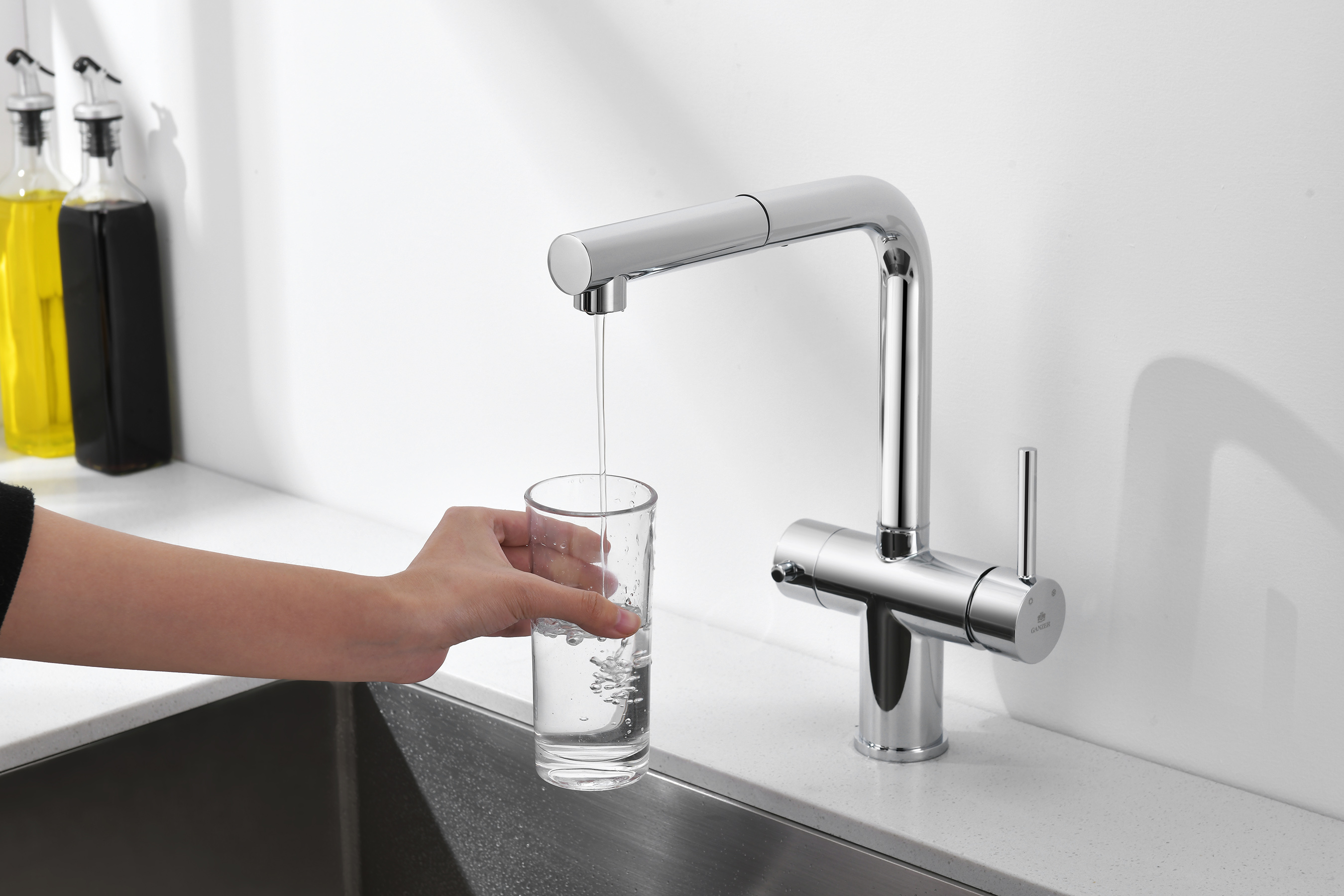 16036 Смес. од. для кухни с ВЫД. лейкой и подк. ФИЛЬТ. (ХРОМ)  GANZER (10/1шт)