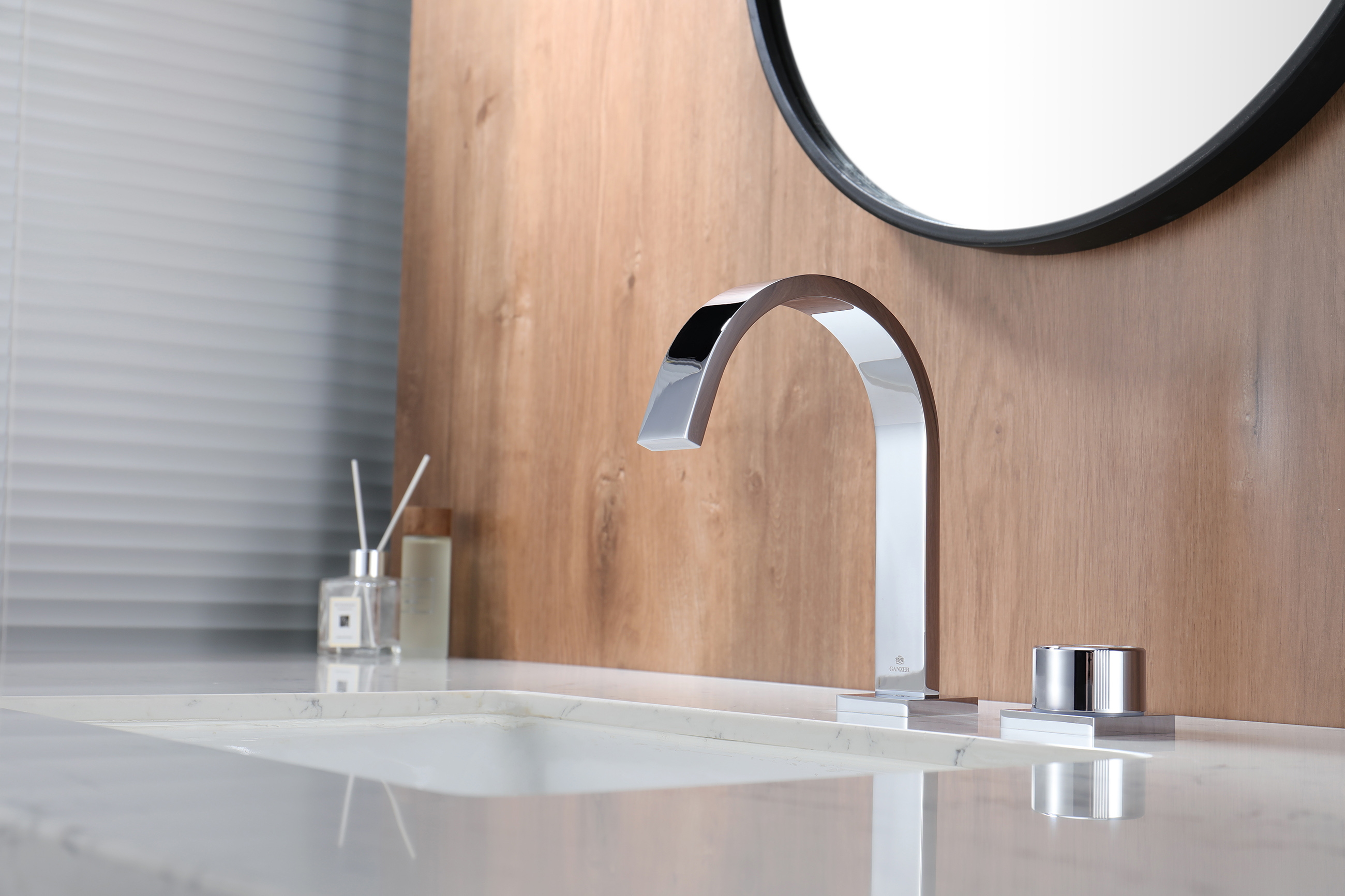 01111 Смеситель на борт раковины (2-отв,ХРОМ)  GANZER (10/1шт)