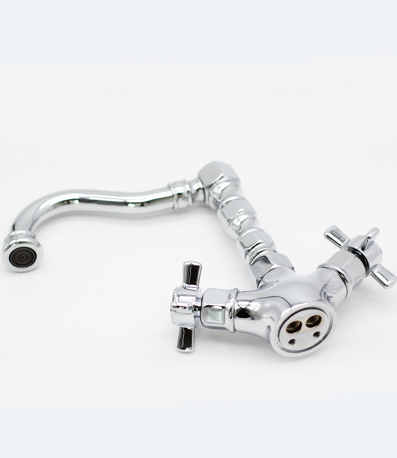 15013 Смеситель двухвент для умывальника  GANZER  (10/1шт)