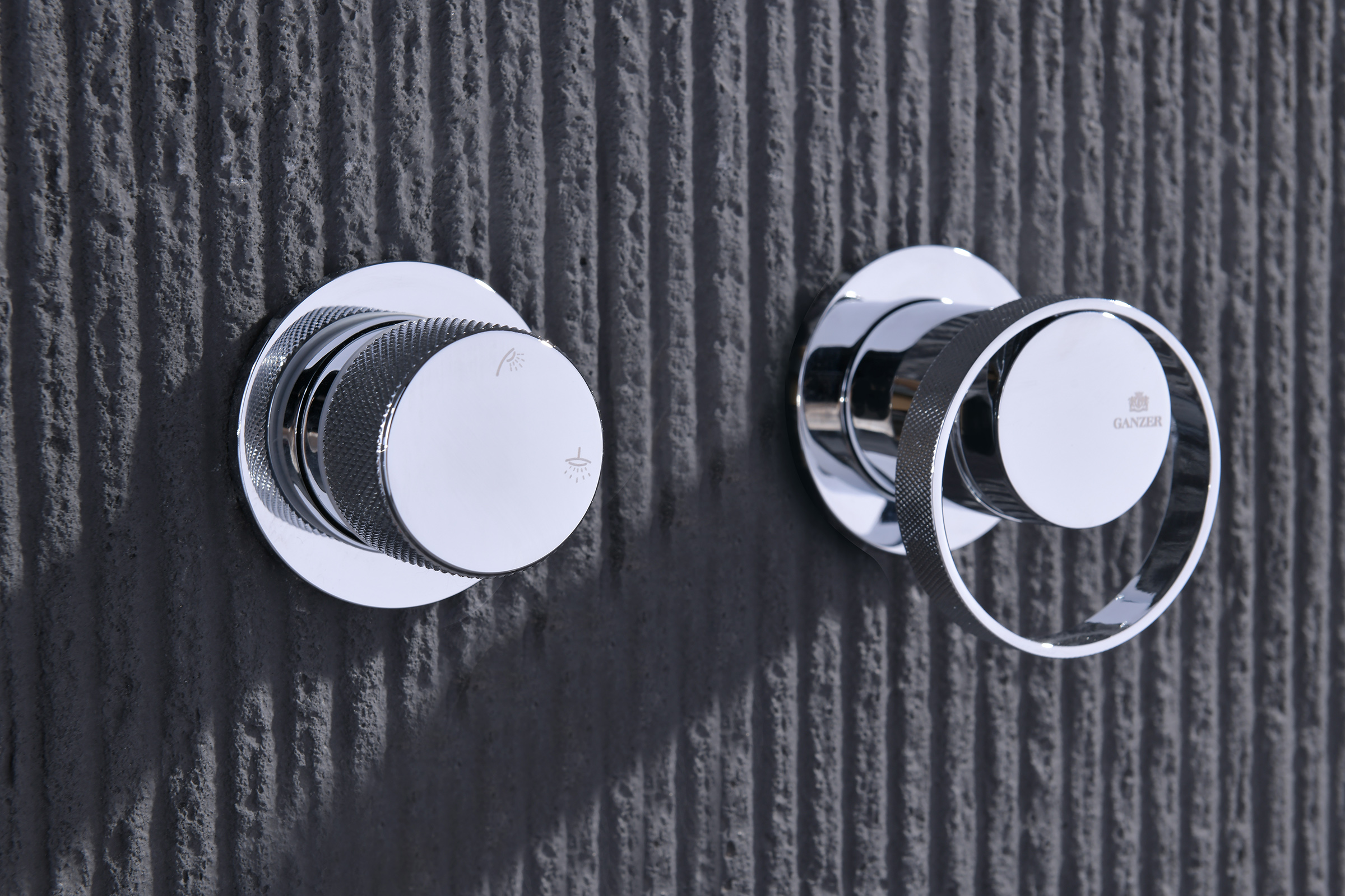 19164 Встроенный смес для душа с 2-функ. (ХРОМ) GANZER  (6/1шт)