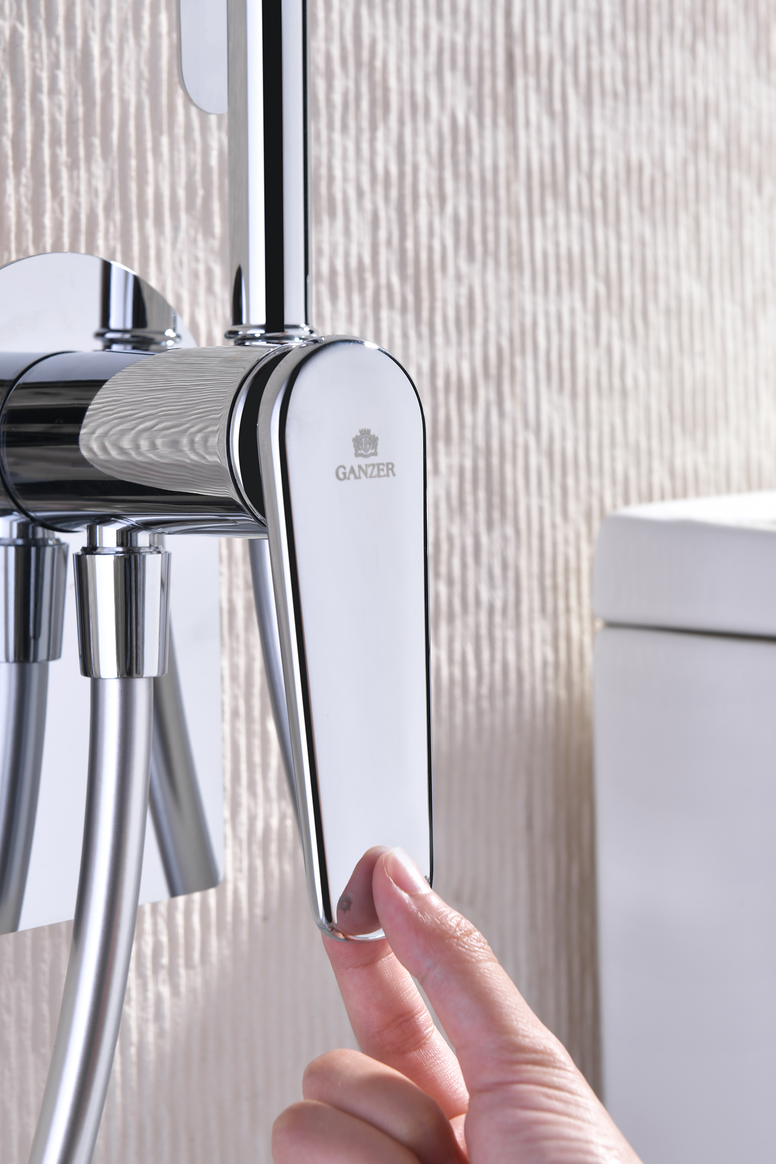 02157 Смеситель встраиваемый с ГИГ. душем (ХРОМ) GANZER (10/1шт)