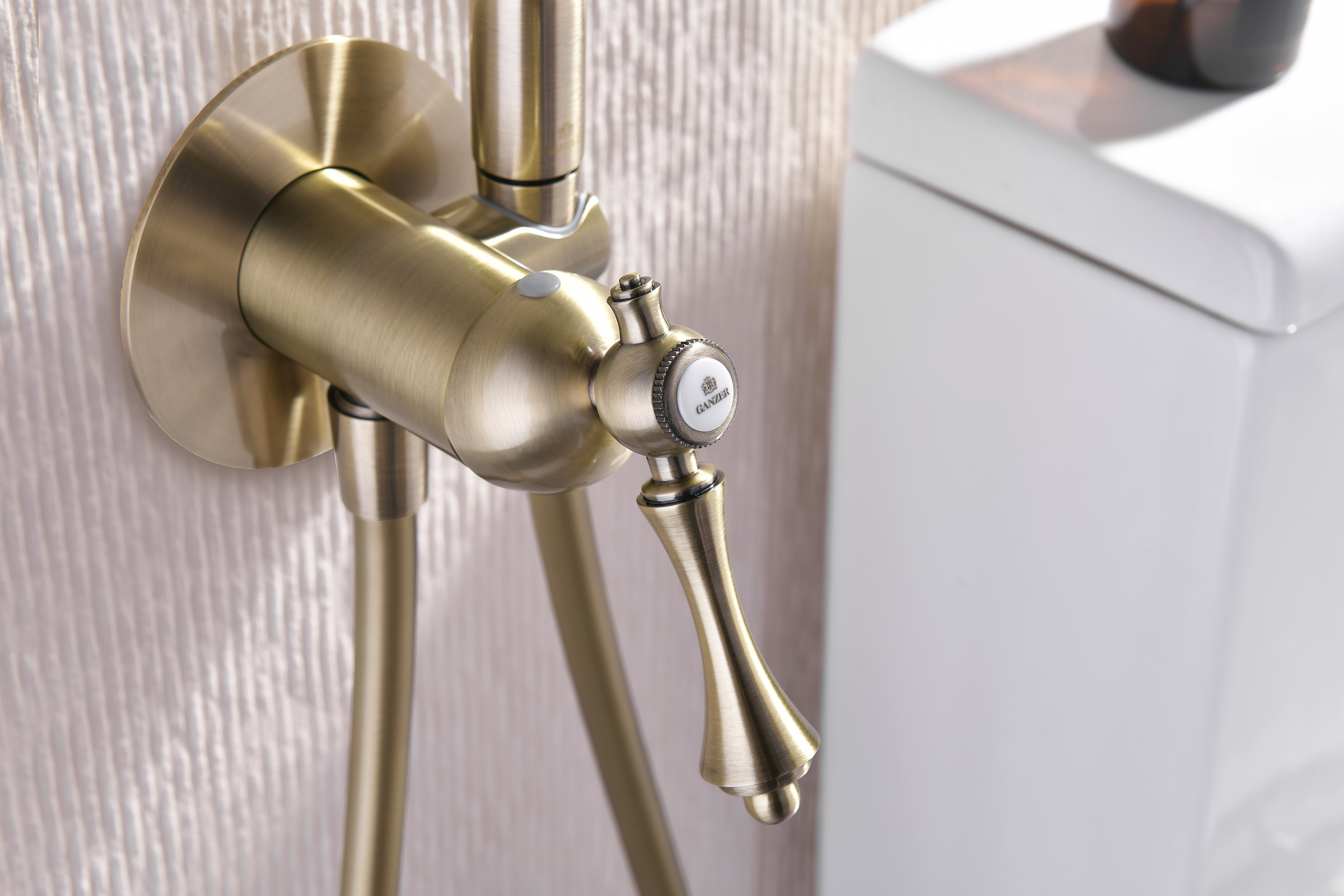 77157-D Смеситель встраиваемый с ГИГ. душом (БРОНЗА) GANZER (10/1шт)