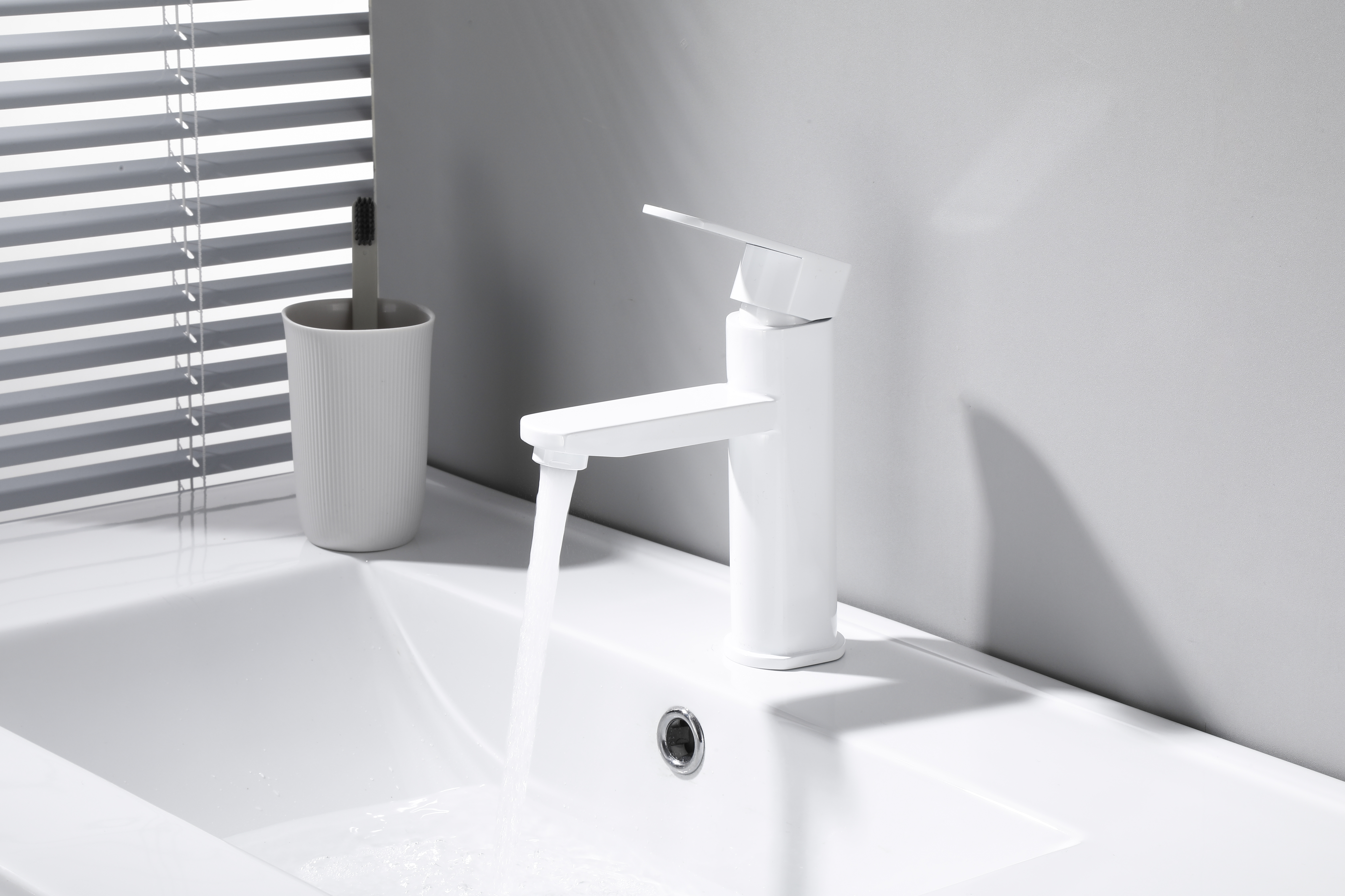 10304-F Смес. од. из НЕРЖ. для рак. (БЕЛЫЙ) HANSEN  (10/1шт)