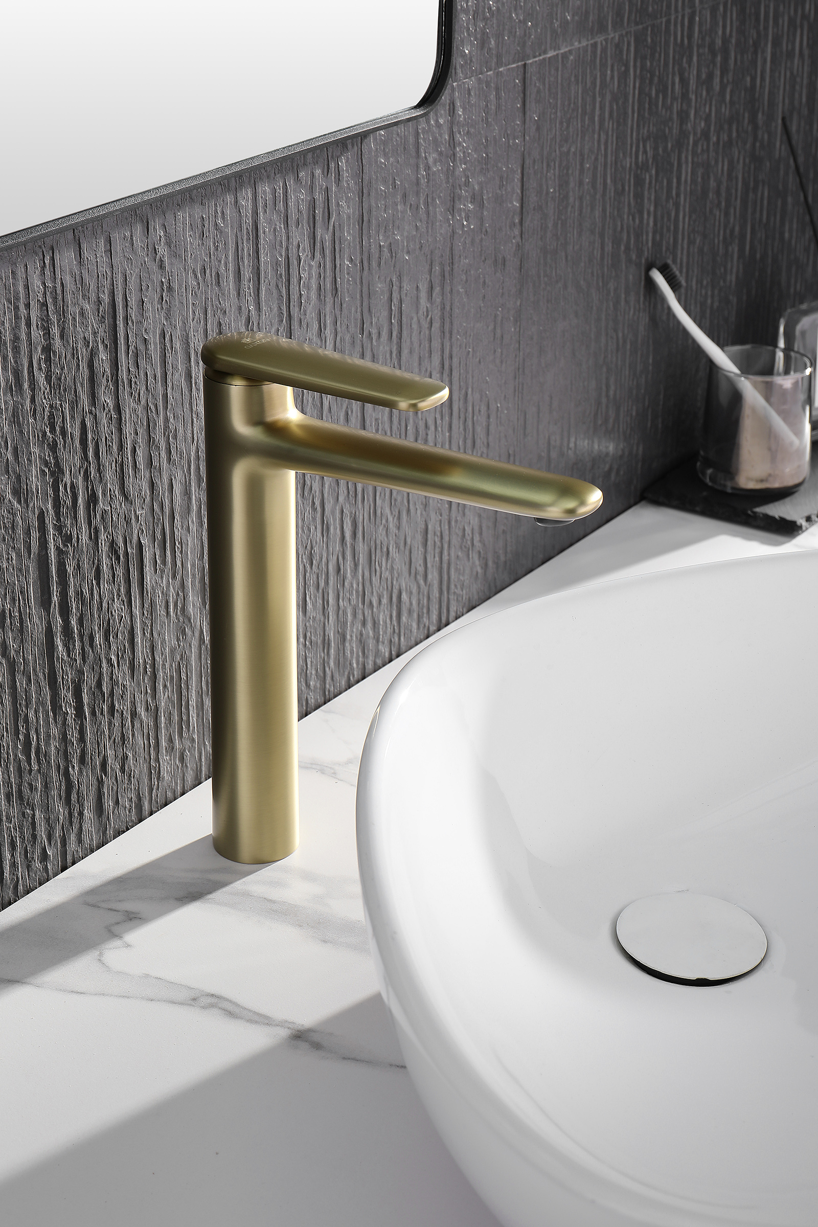 02112-S Смеситель од. для раковины-чаши (МАТ.ЗОЛОТО) GANZER (10/1шт)