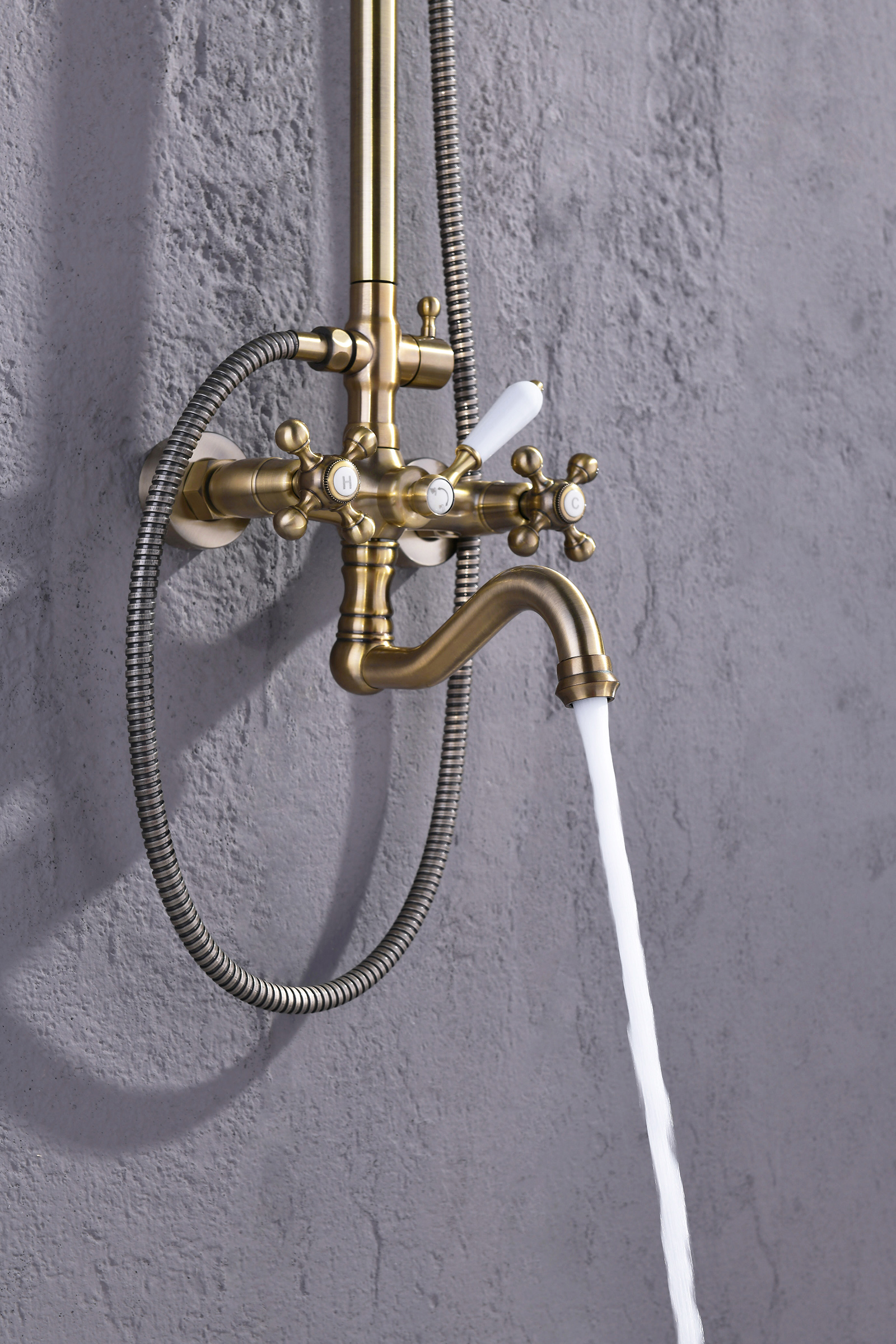 09063-D Двухвент душевой релинг БРОНЗА  GANZER  (4/1шт)