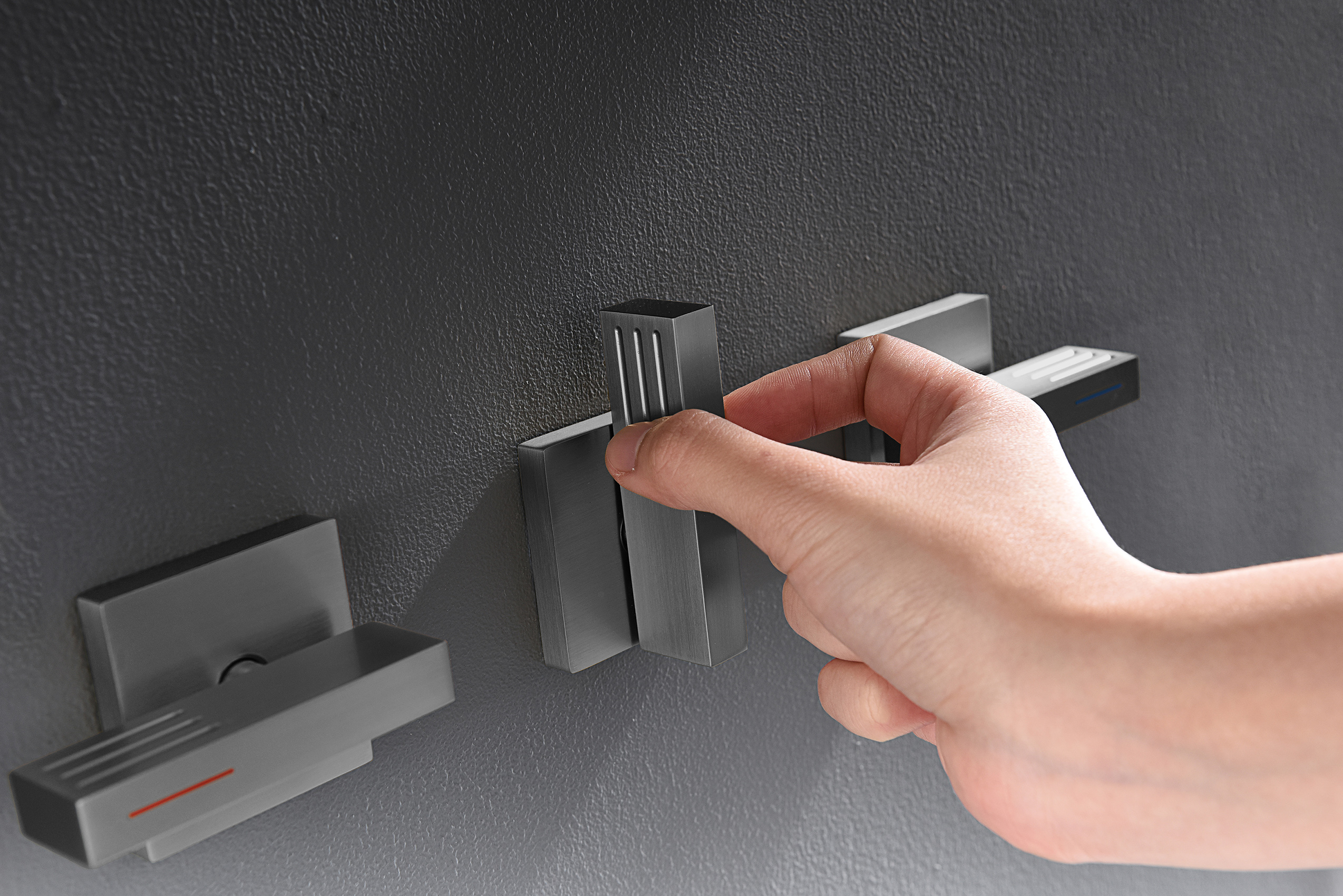 01165-Q Смеситель встраиваемый для душа с 3-функ. (ГРАФИТ) GANZER (6/1шт)