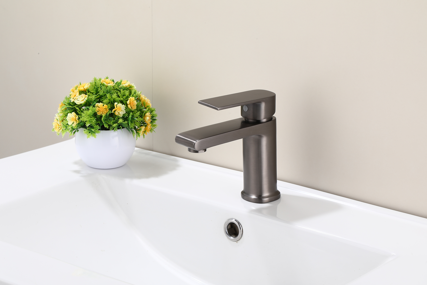 10019-P Смеситель для умывальника (ГРАФИТ) HANSEN  (10/1шт)