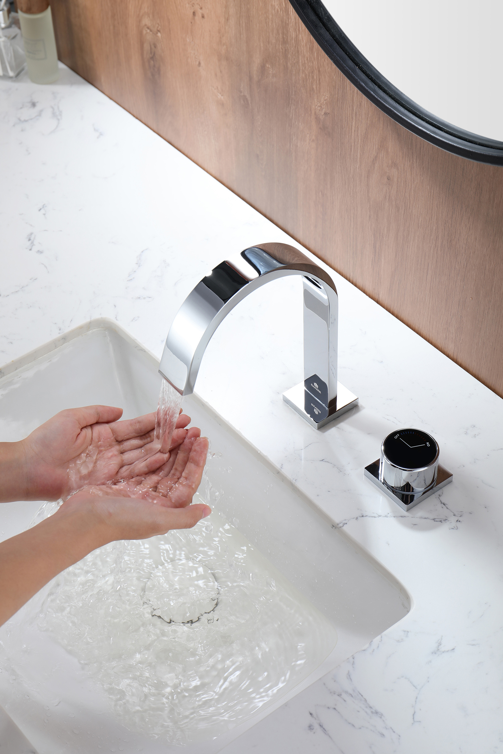 01111 Смеситель на борт раковины (2-отв,ХРОМ)  GANZER (10/1шт)