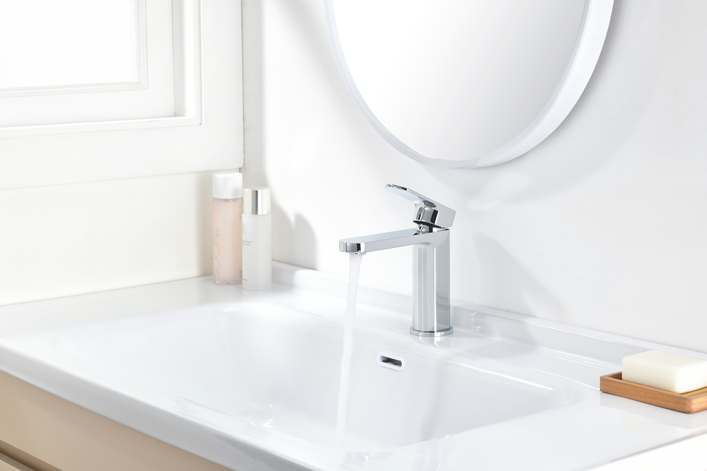 06111 Смеситель од. для раковины (ХРОМ) GANZER (10/1шт)