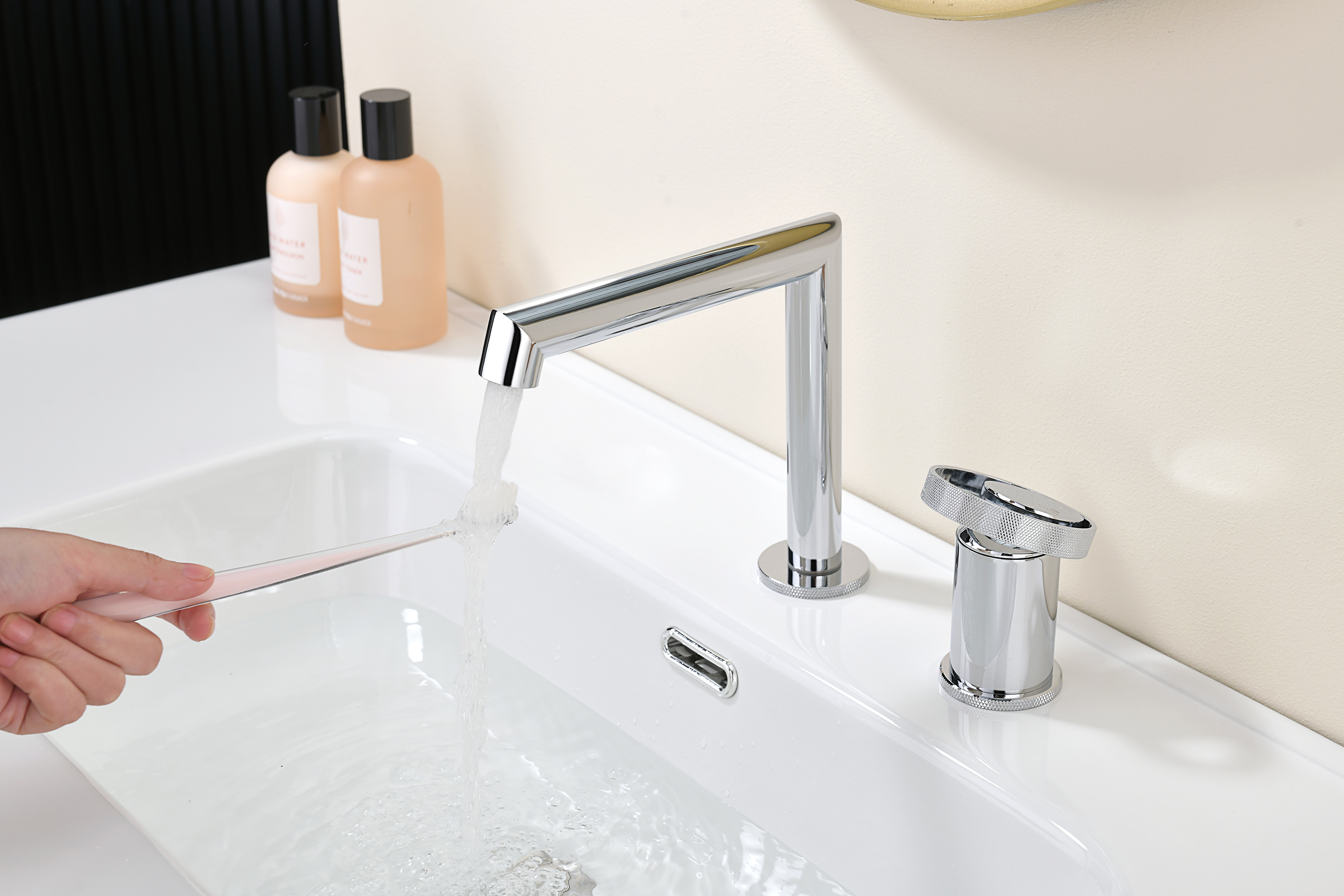 19114 Смеситель на борт раковины (2-отв,ХРОМ)  GANZER (10/1шт)